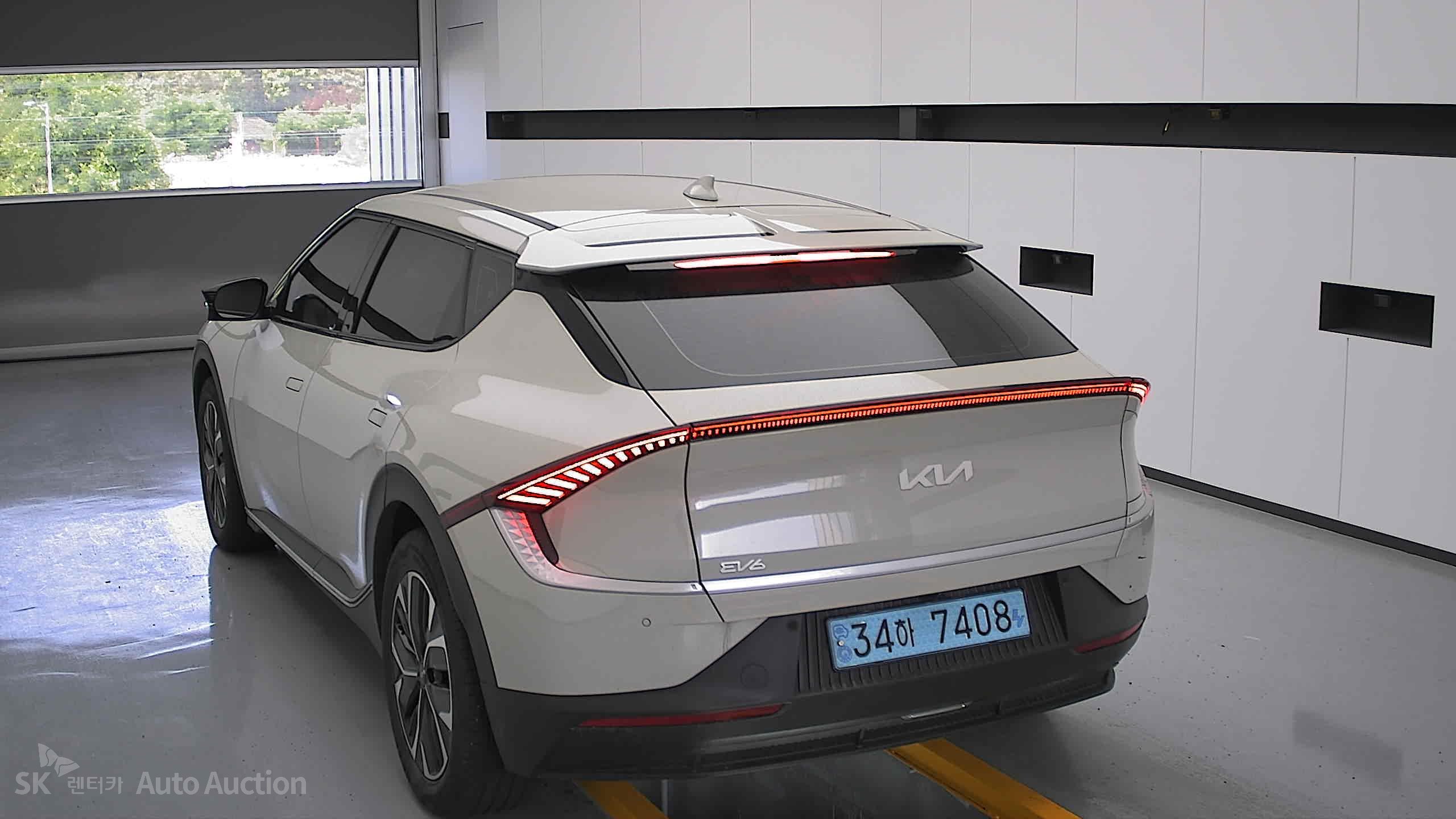 2023 - kia ev6