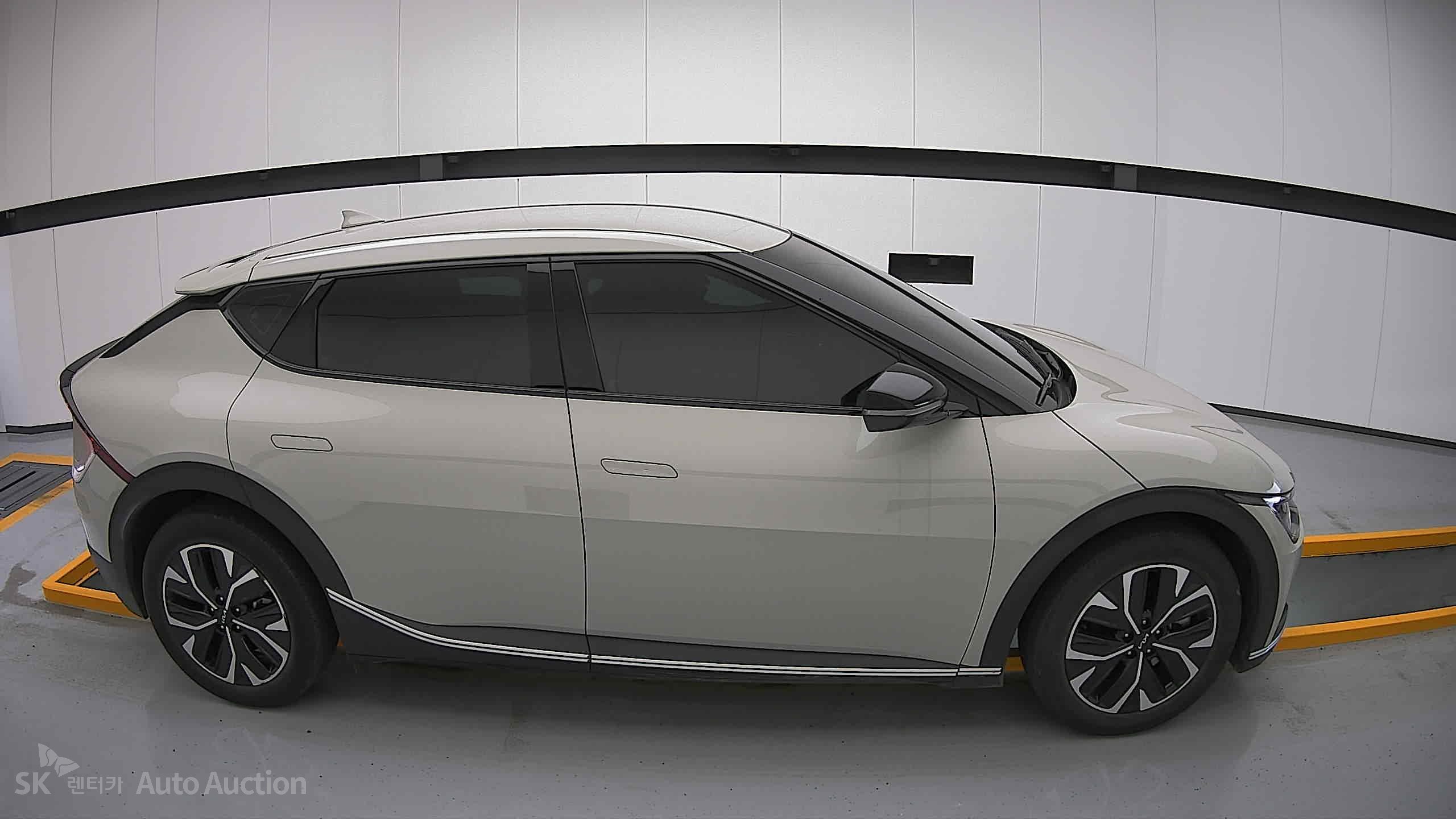 2023 - kia ev6