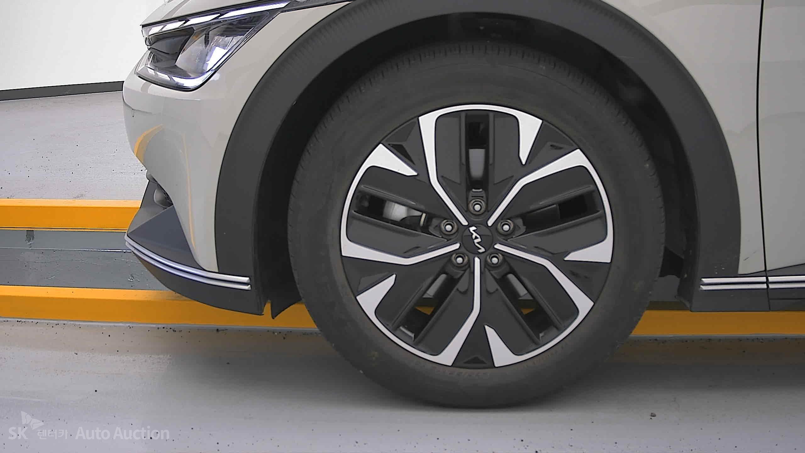 2023 - kia ev6