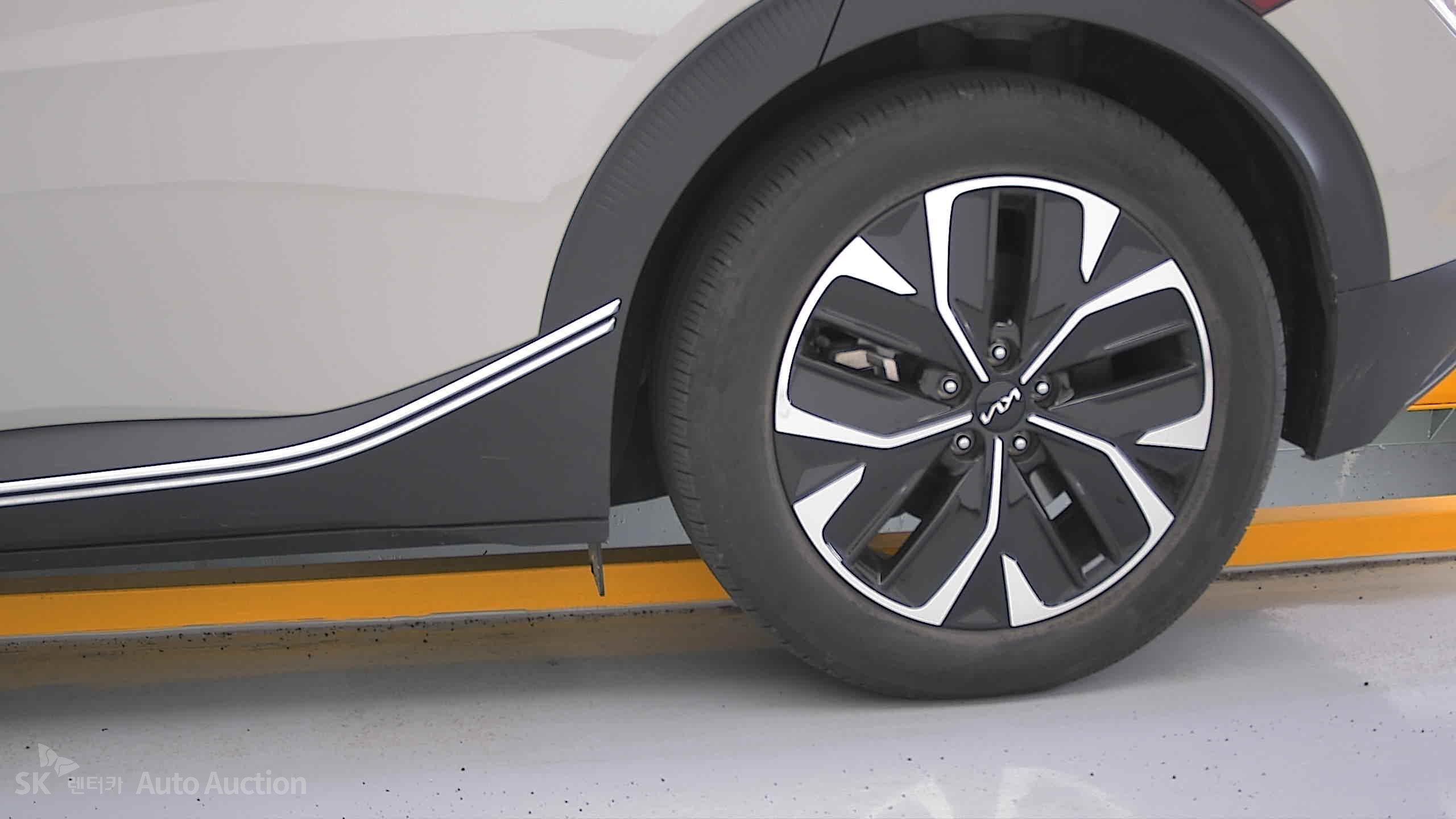2023 - kia ev6