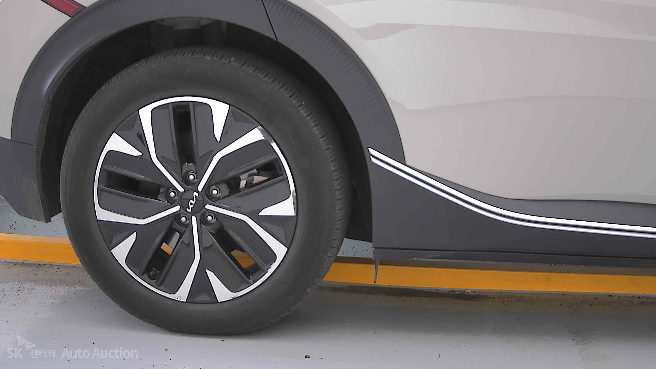2023 - kia ev6