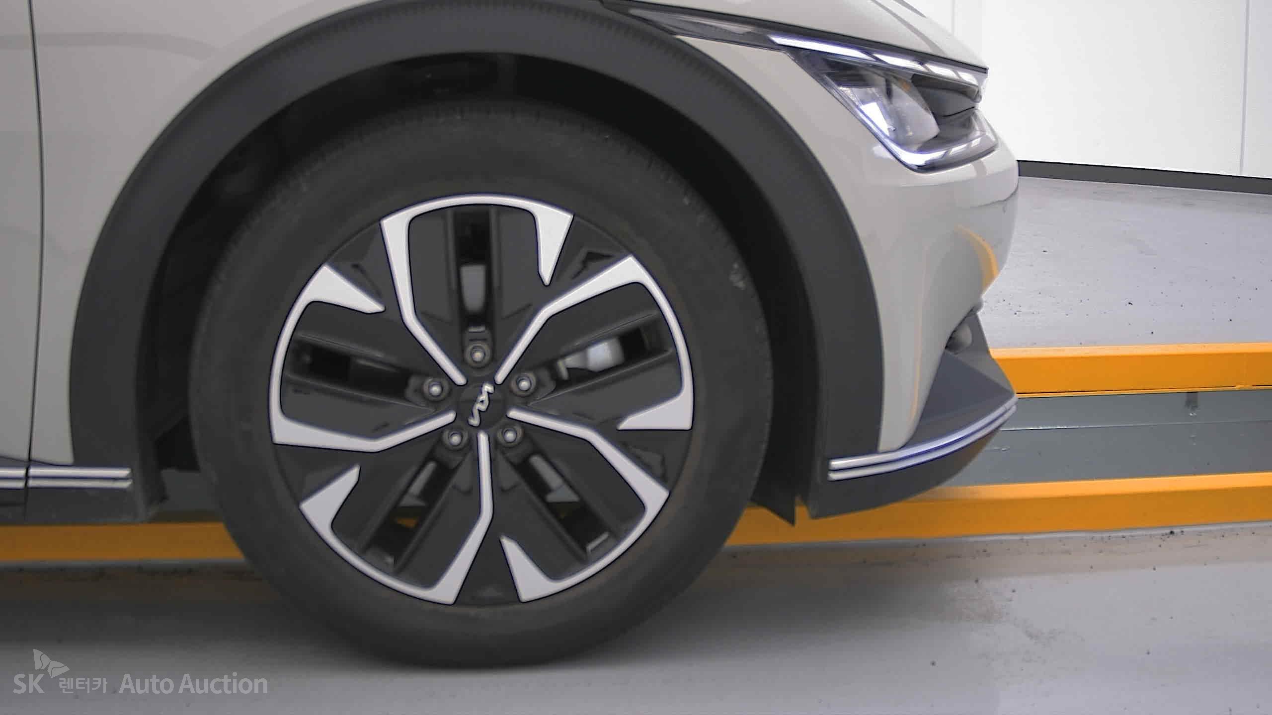 2023 - kia ev6