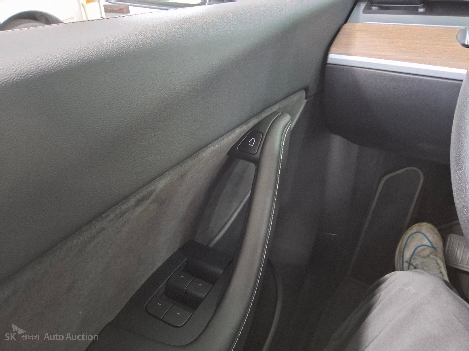 2022 - tesla model y