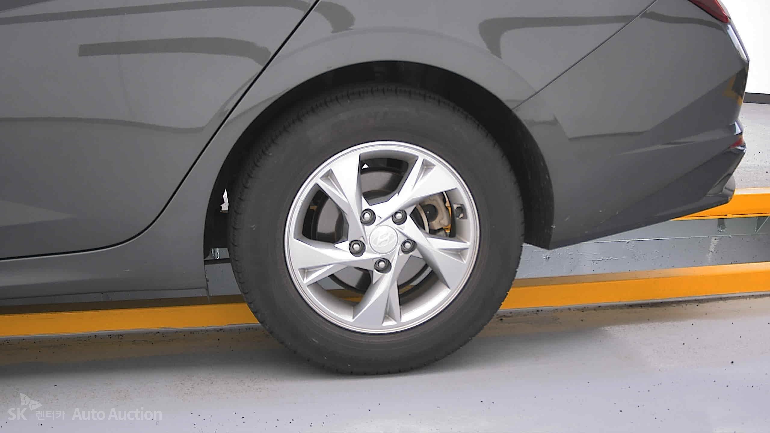 2023 - hyundai avante