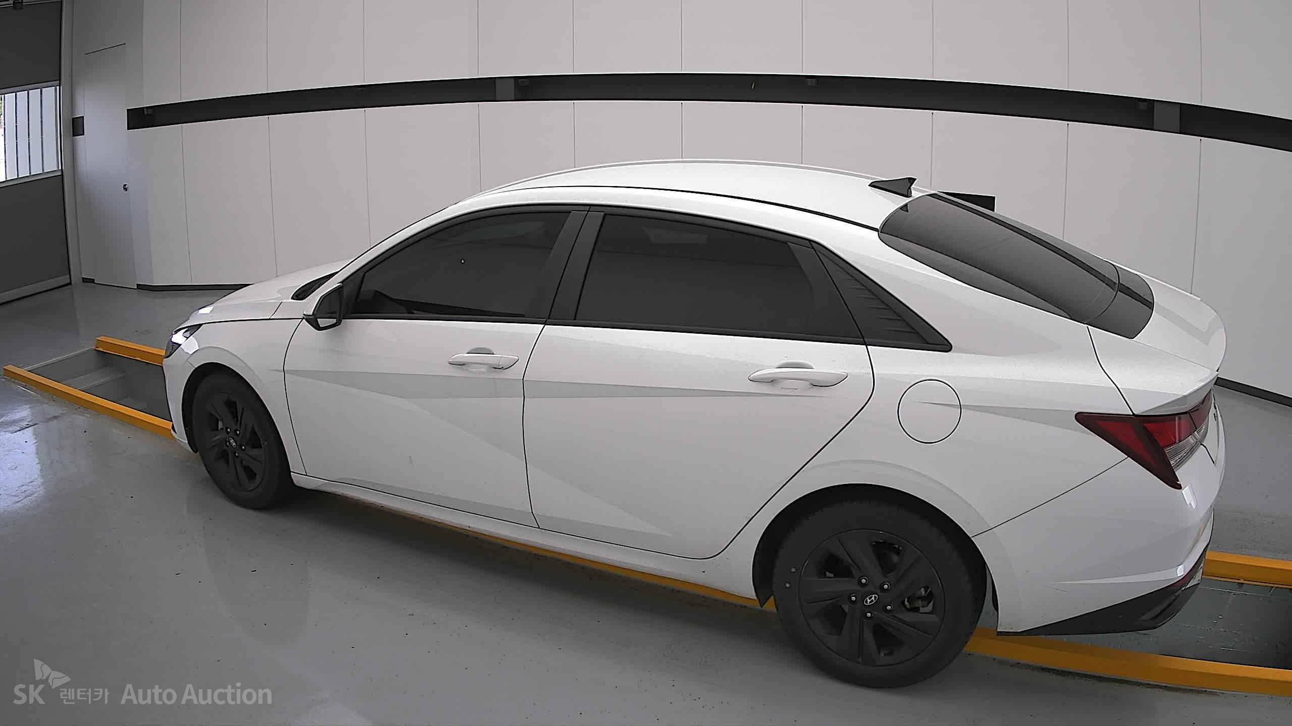 2023 - hyundai avante