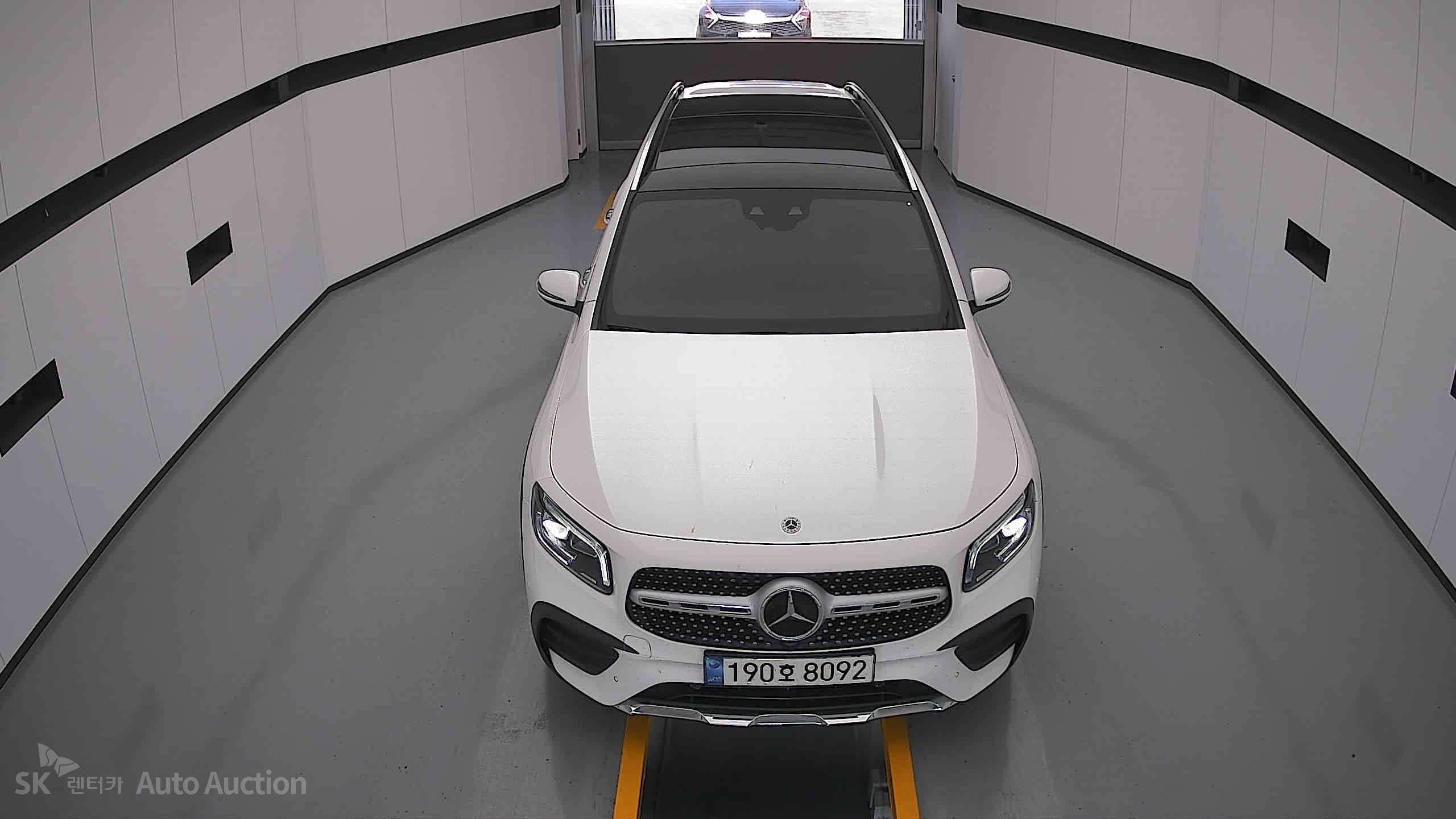 2022 - mercedes-benz glb 250