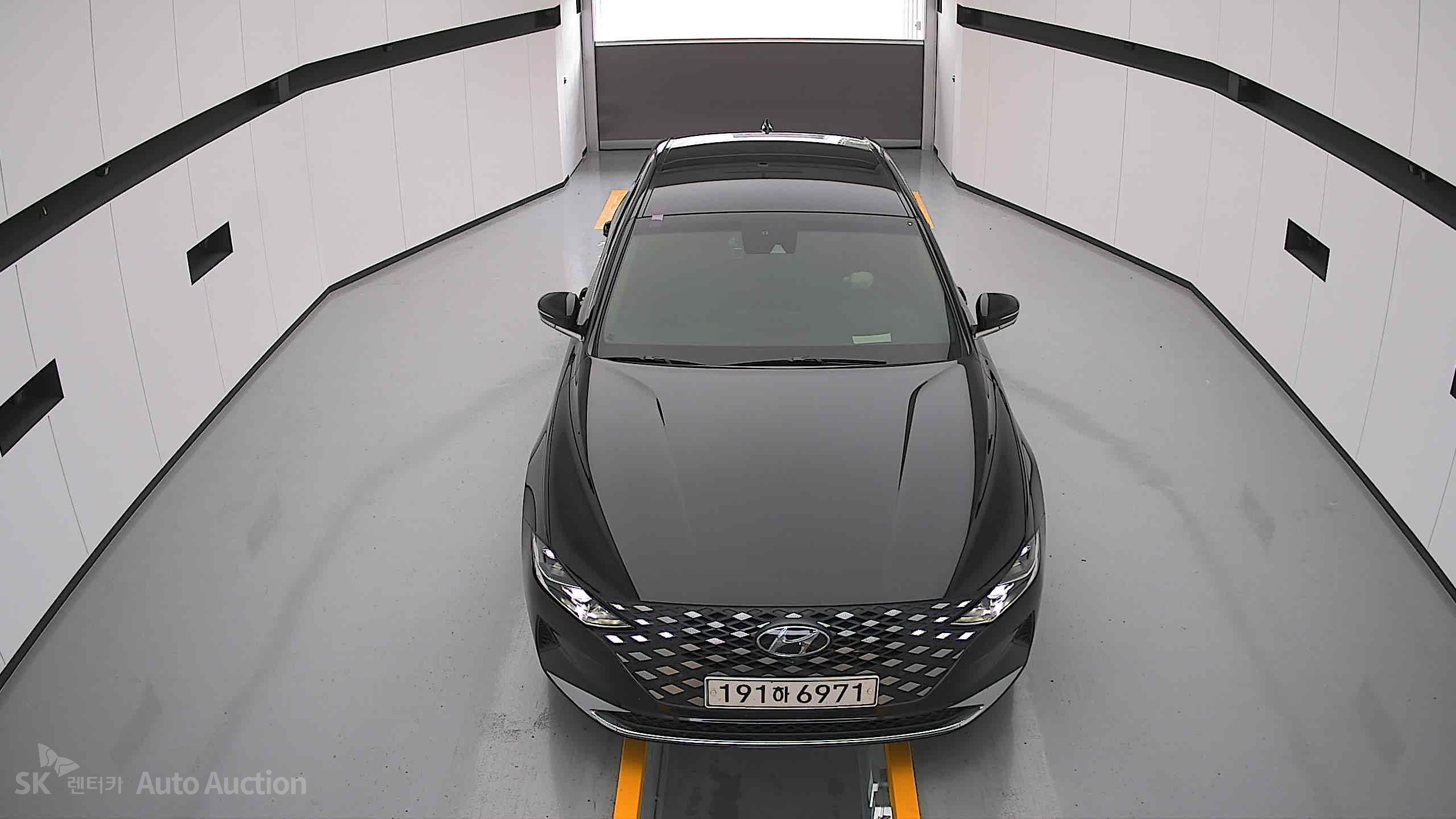 2022 - hyundai grandeur