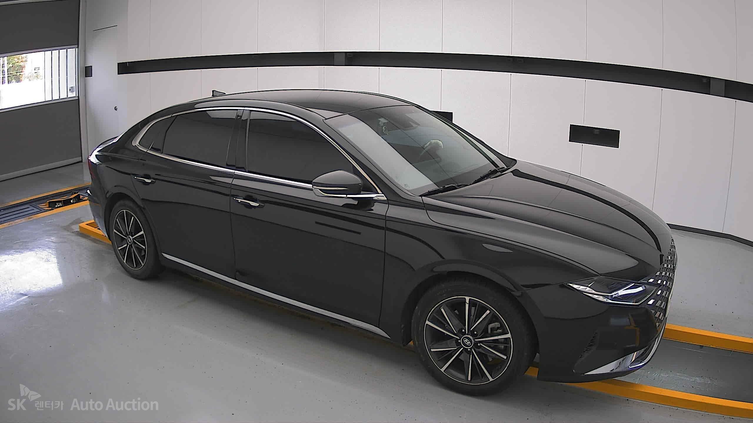 2021 - hyundai grandeur