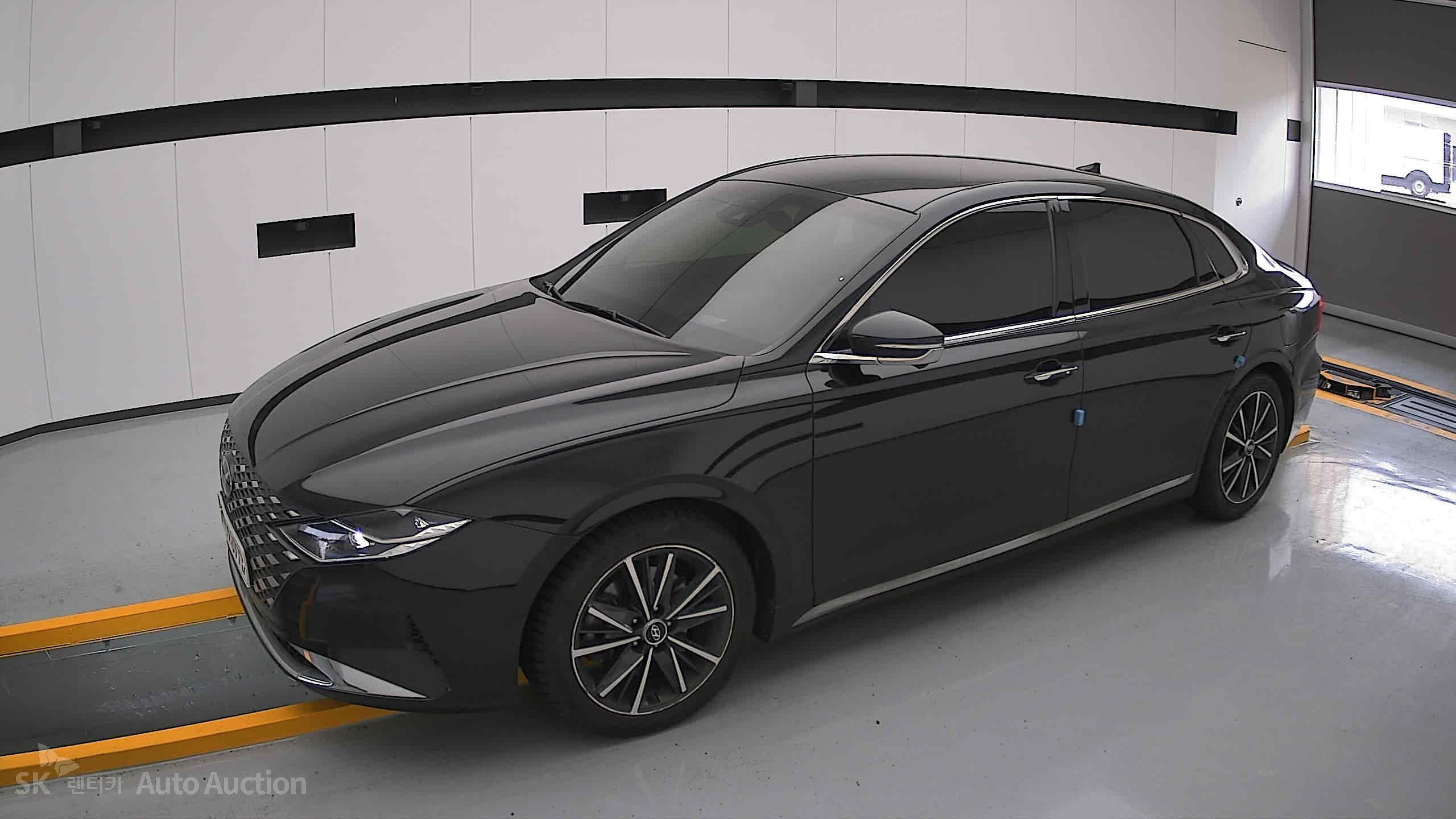 2022 - hyundai grandeur