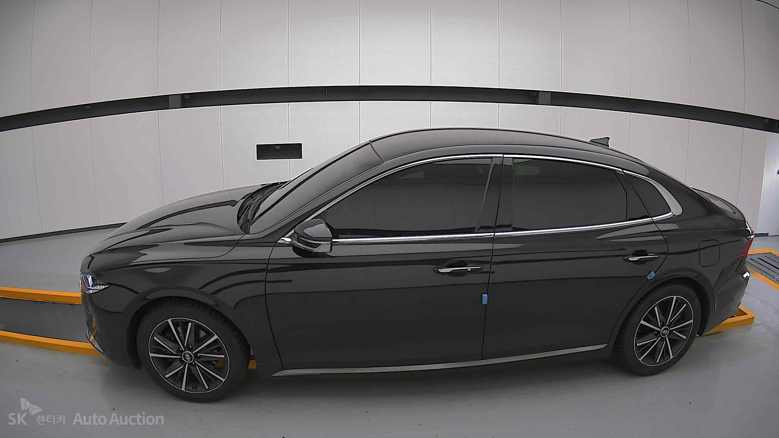 2022 - hyundai grandeur