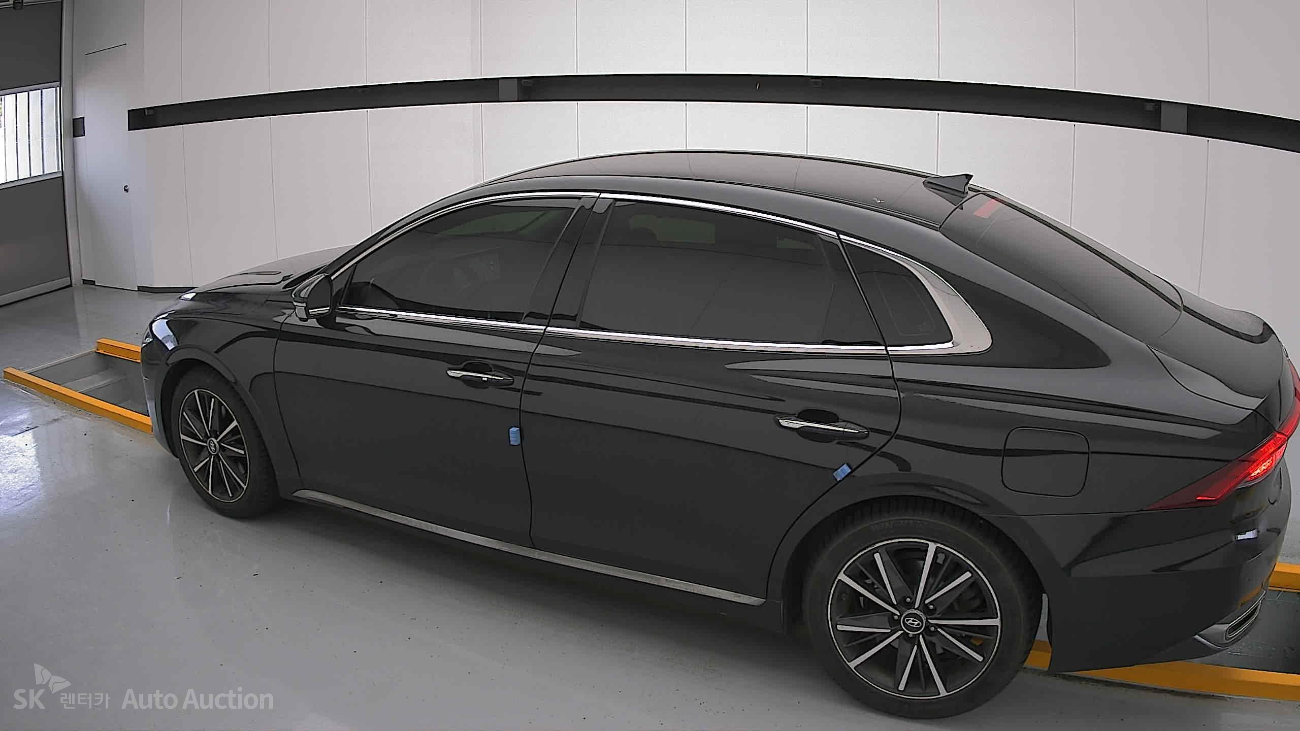 2022 - hyundai grandeur