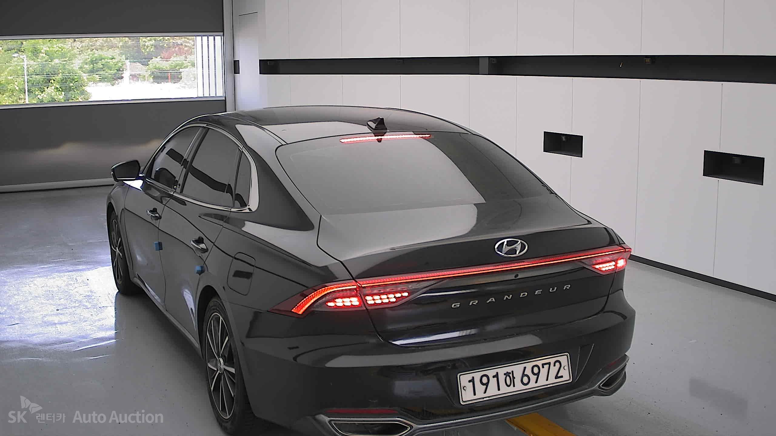 2022 - hyundai grandeur