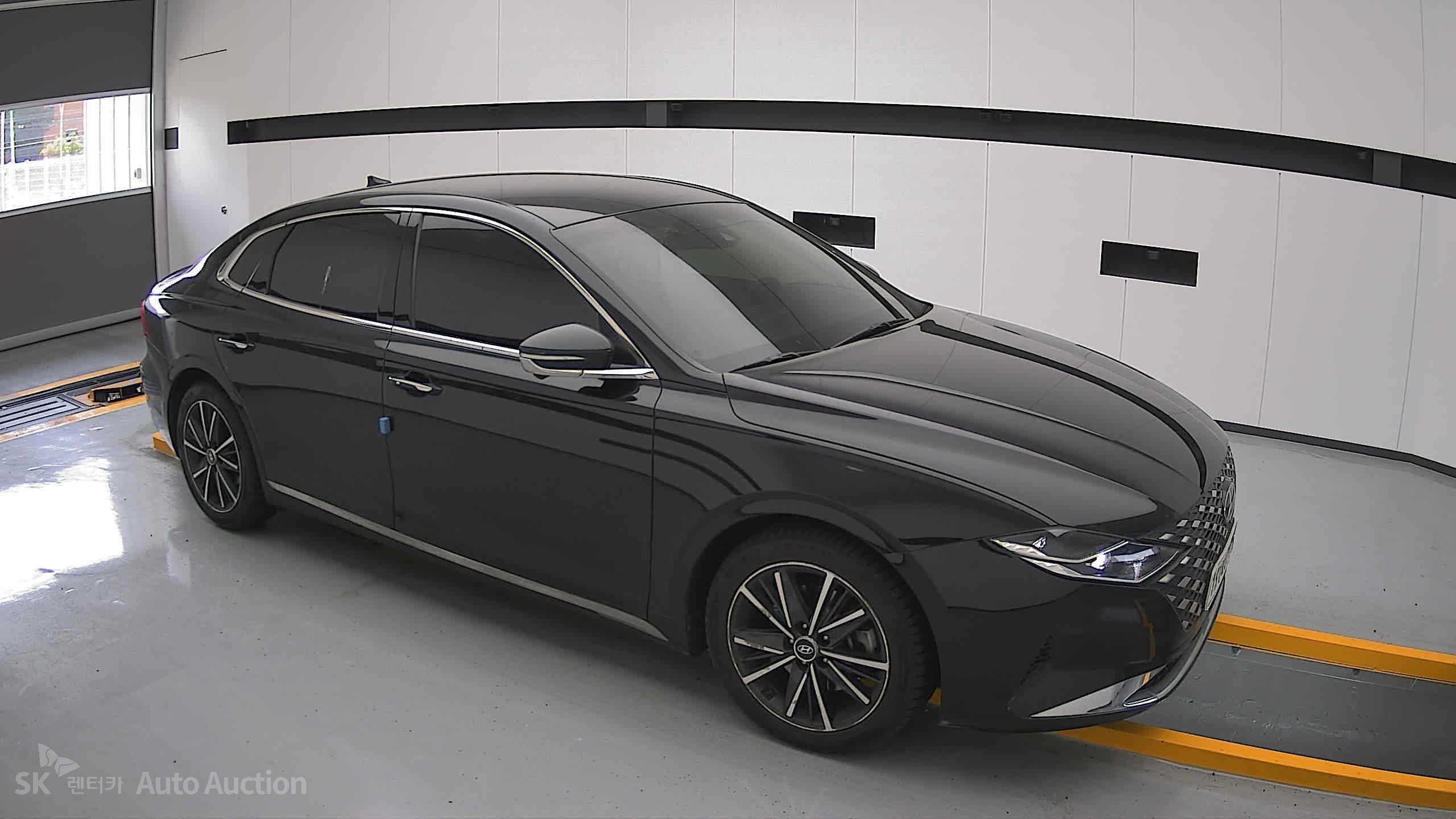 2022 - hyundai grandeur