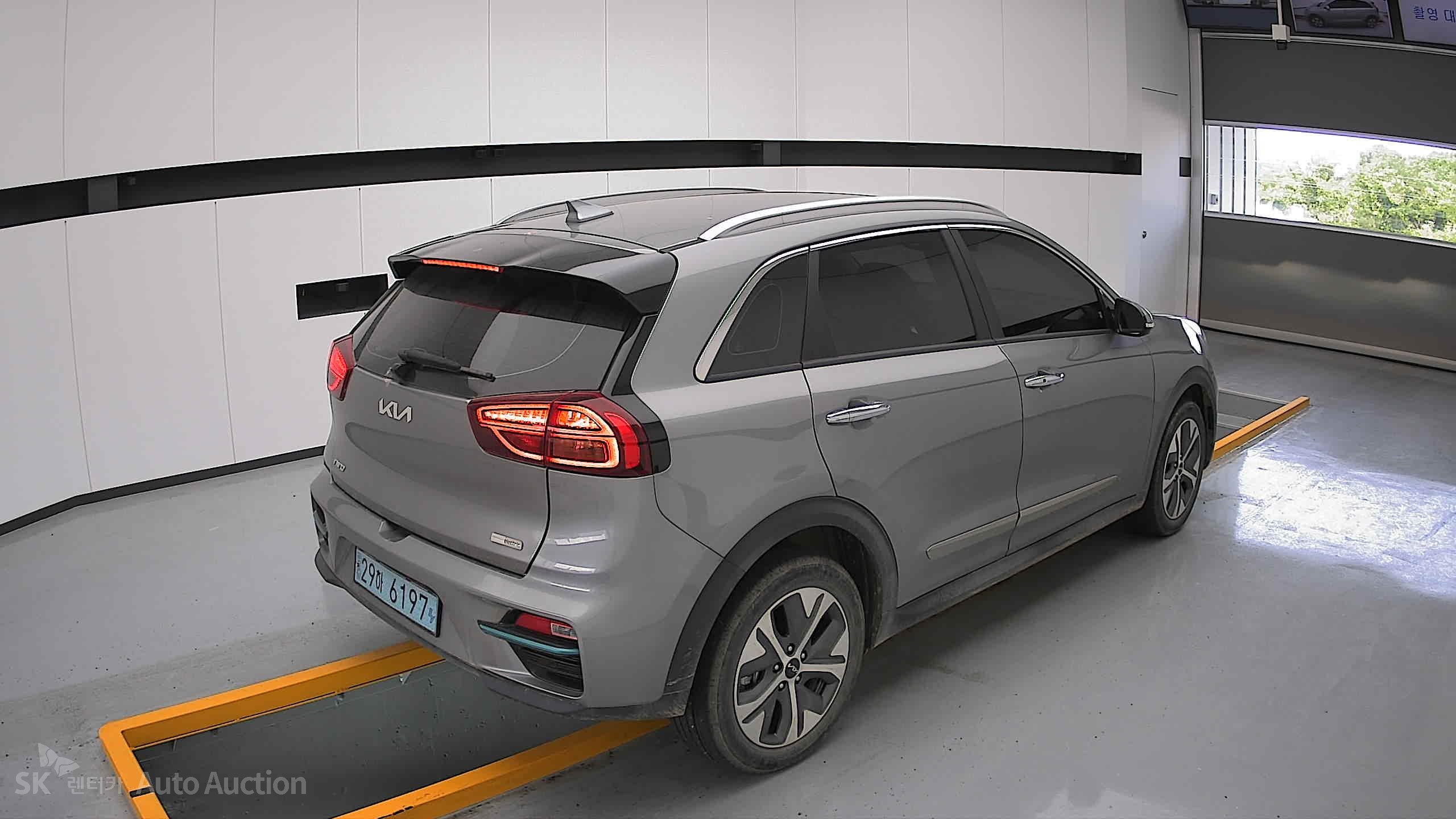 2022 - kia niro