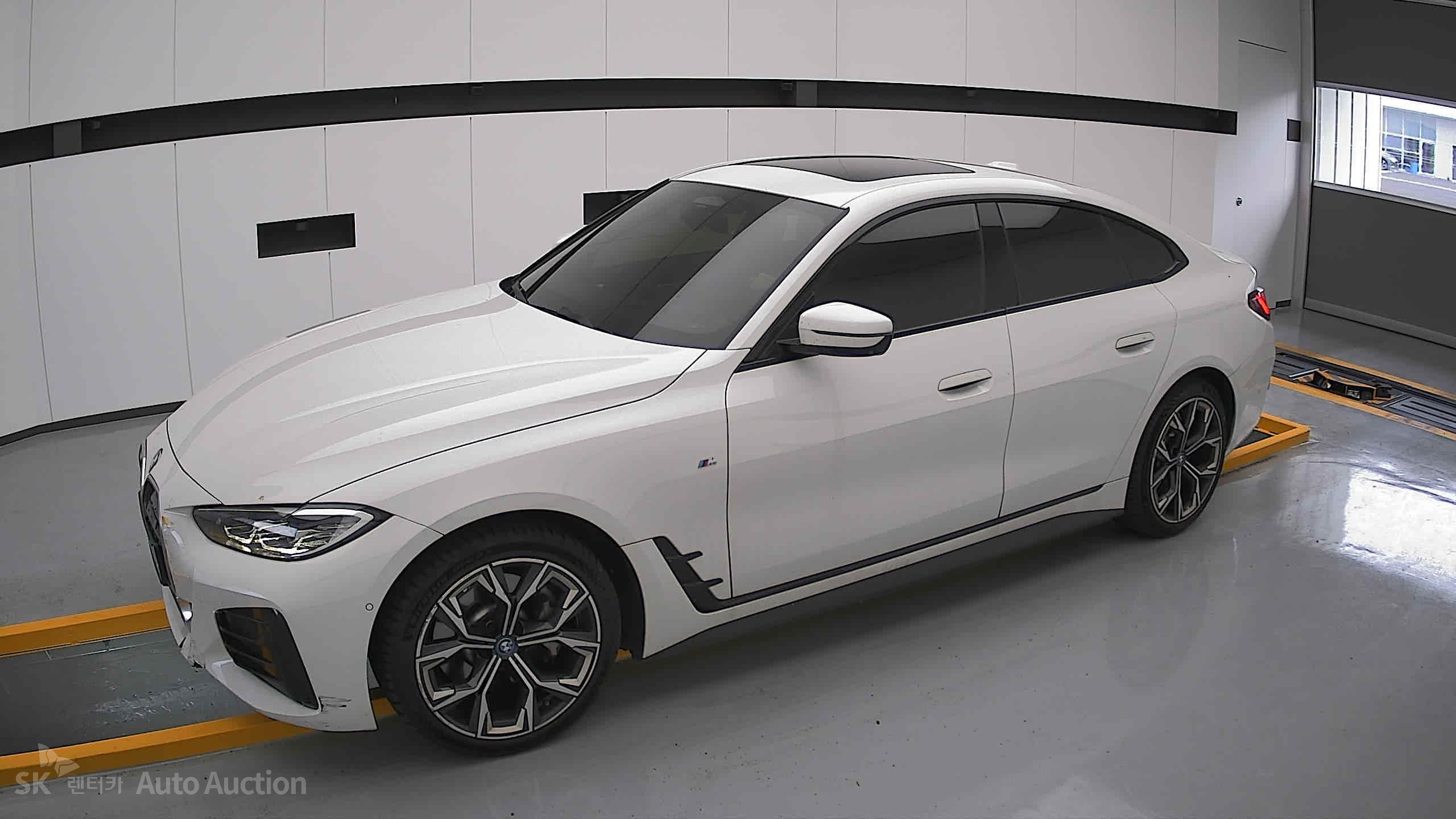 2022 - bmw i4 edrive40