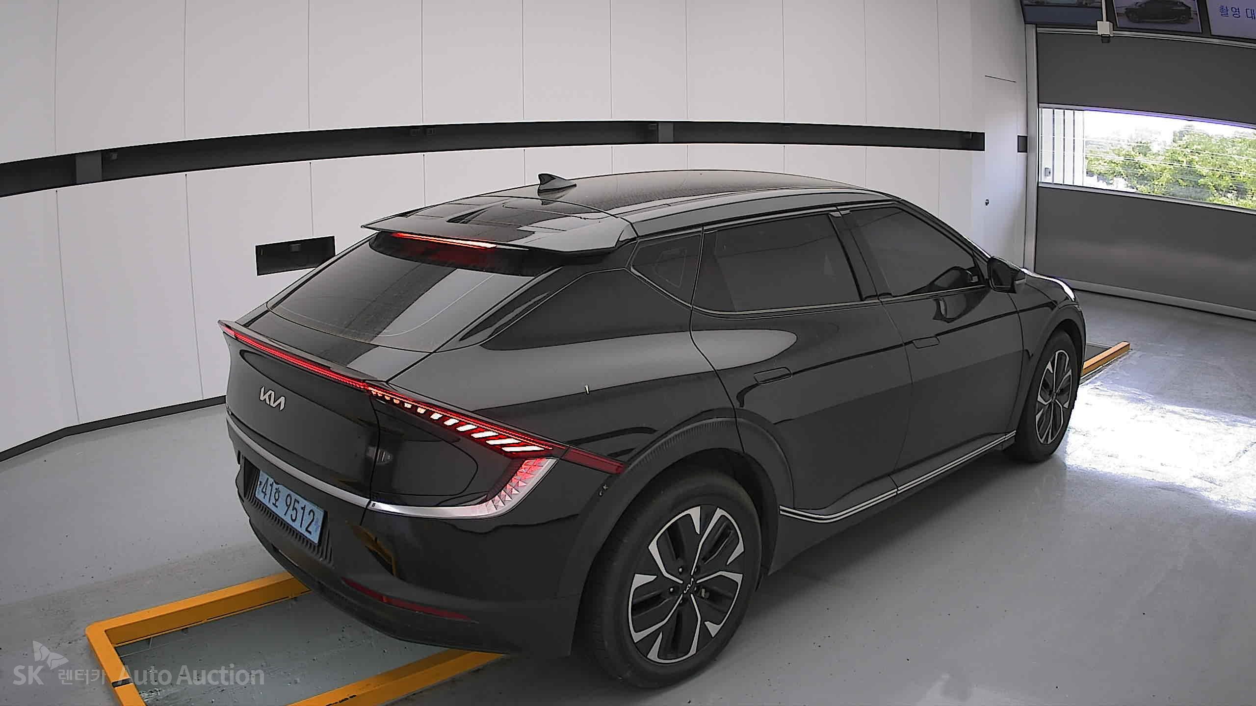 2023 - kia ev6