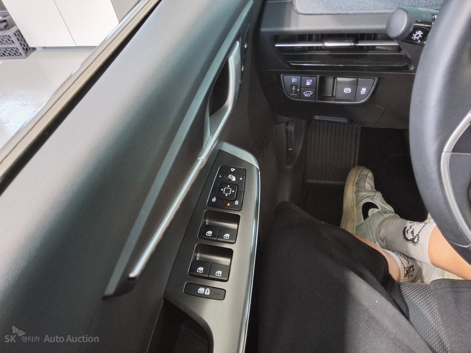 2023 - kia ev6