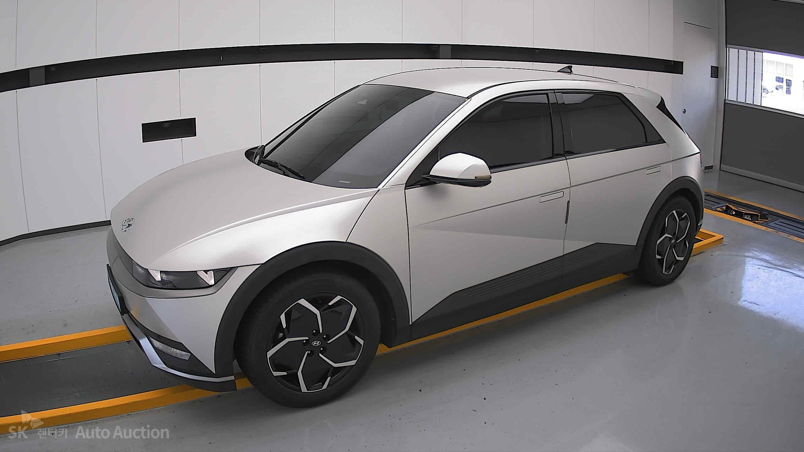 2022 - hyundai ioniq