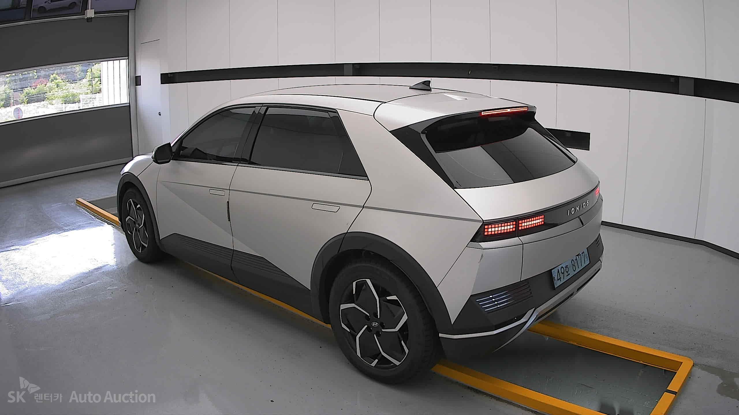 2022 - hyundai ioniq
