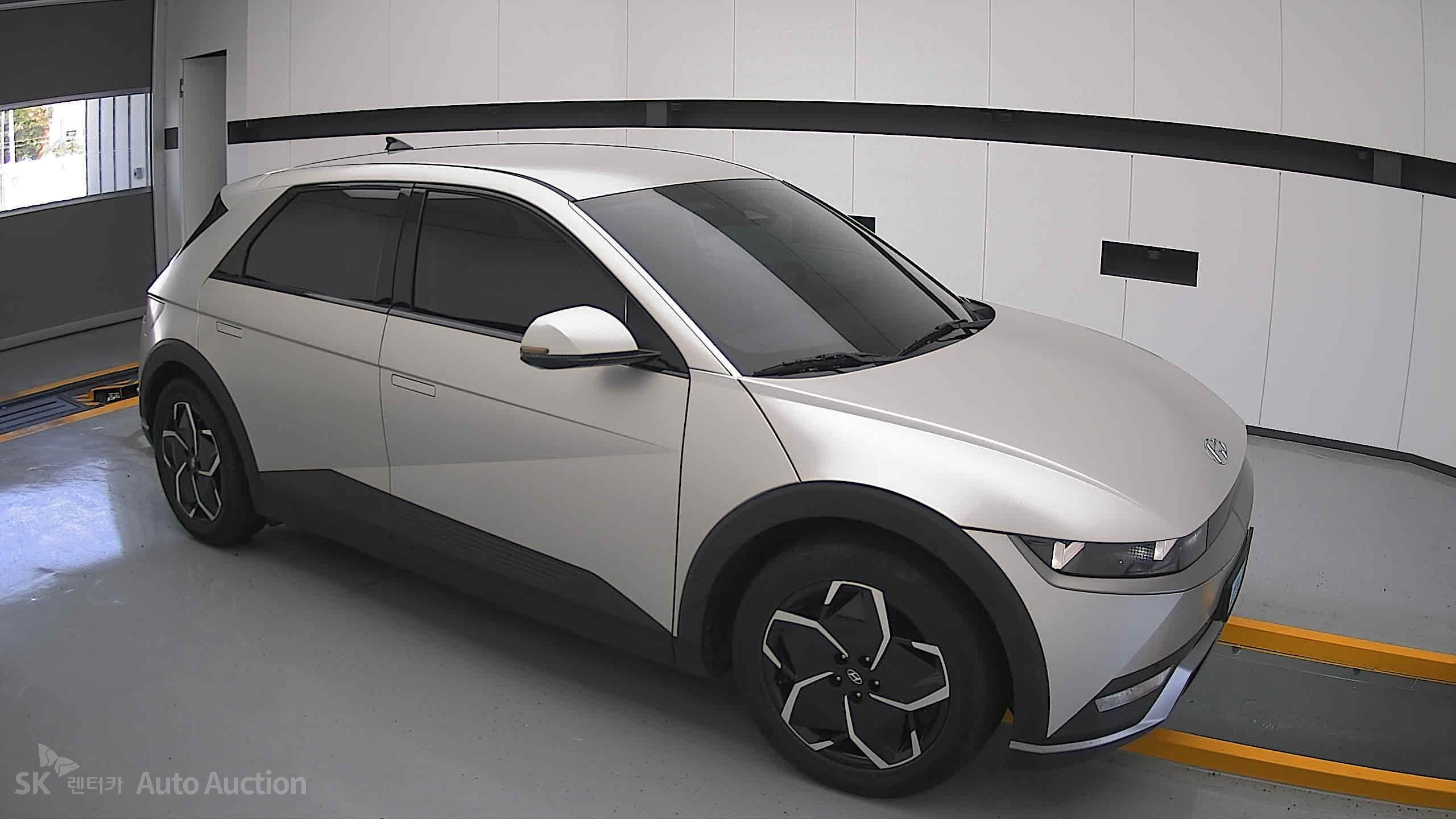 2022 - hyundai ioniq