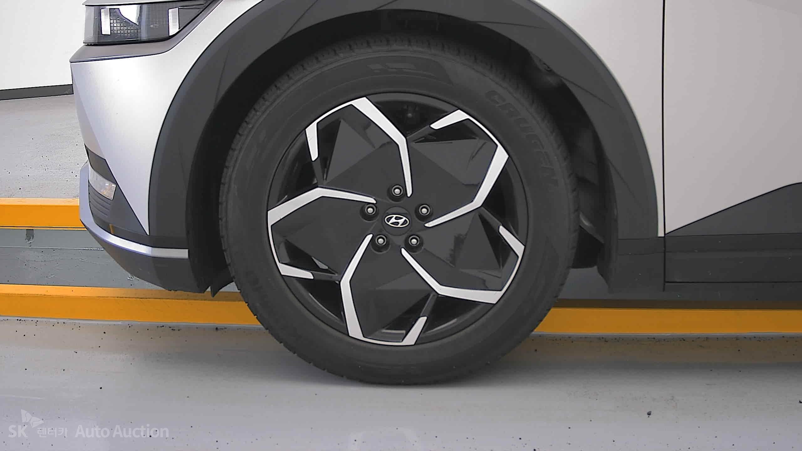 2022 - hyundai ioniq
