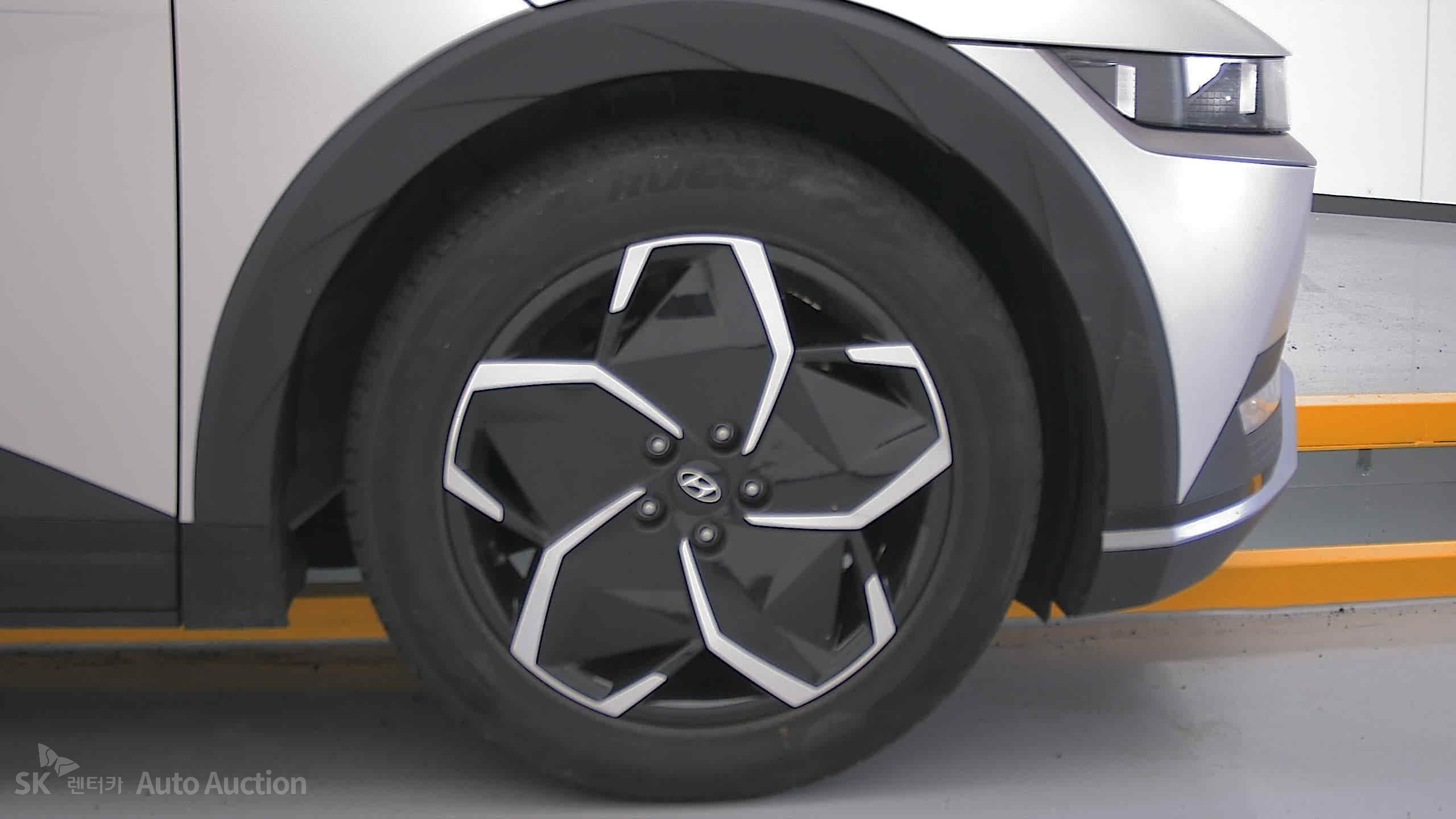 2022 - hyundai ioniq