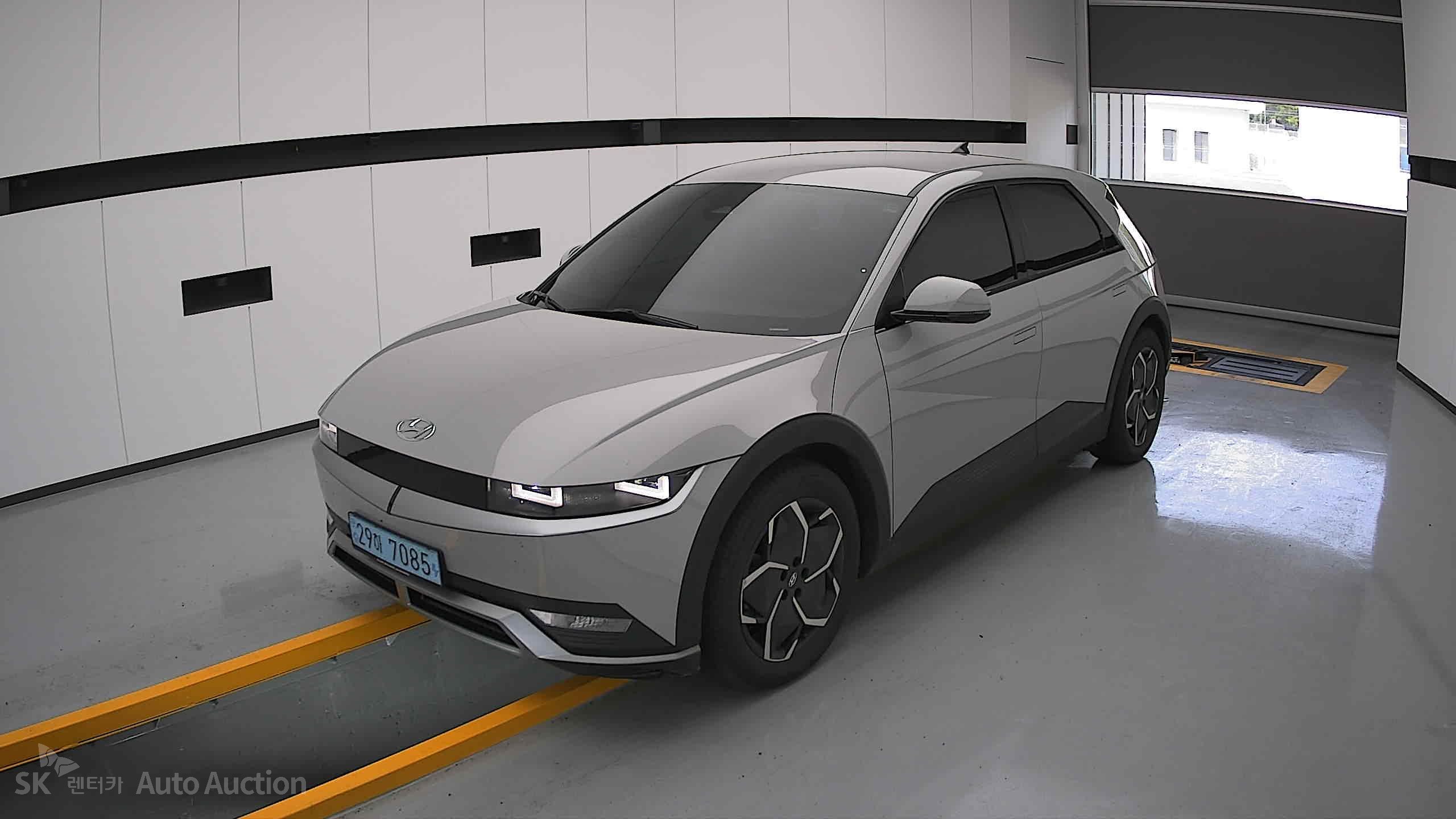 2022 - hyundai ioniq