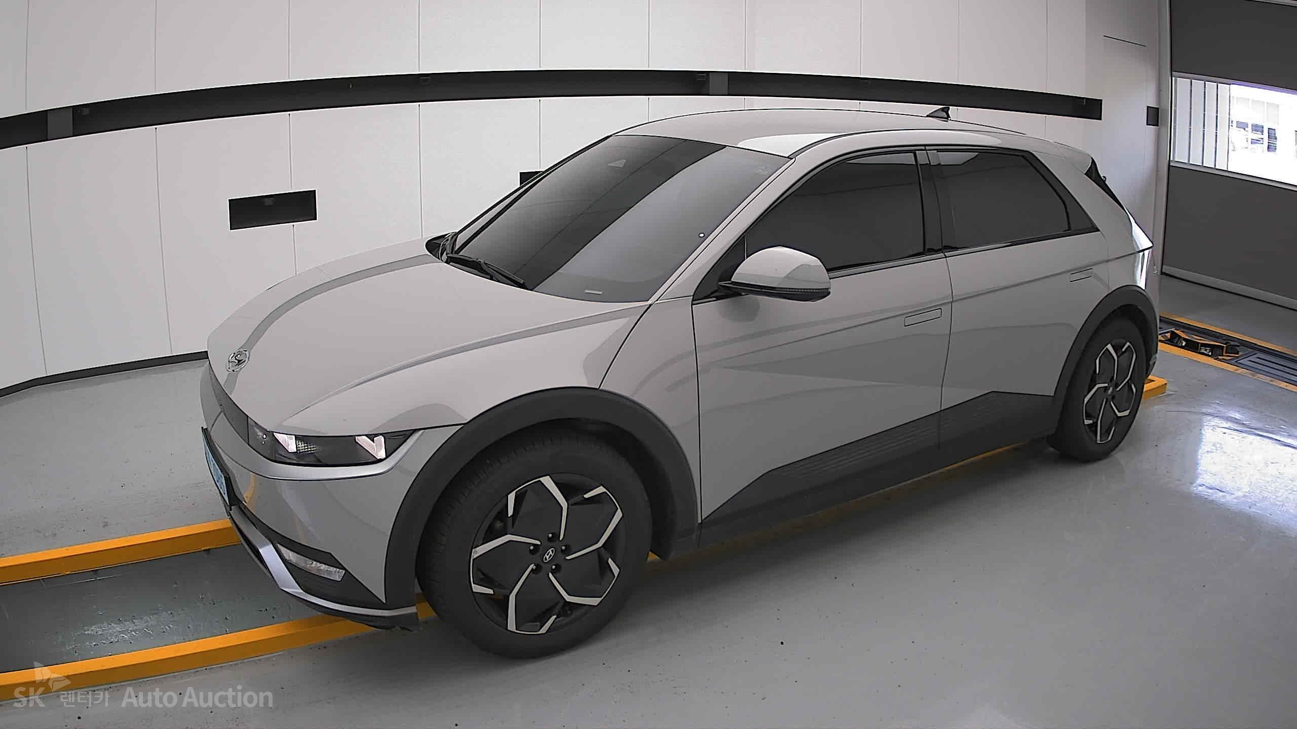 2022 - hyundai ioniq