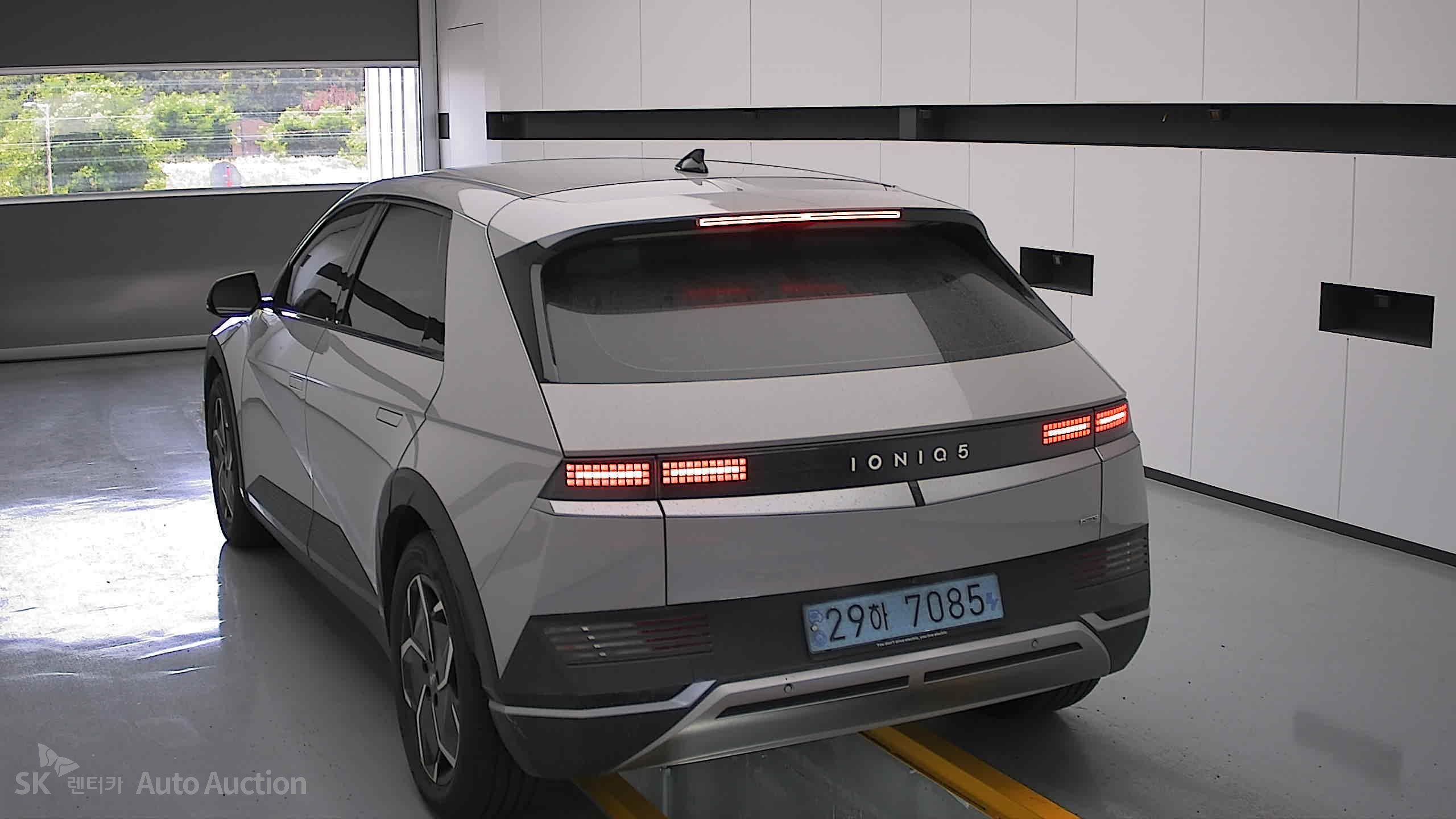 2022 - hyundai ioniq