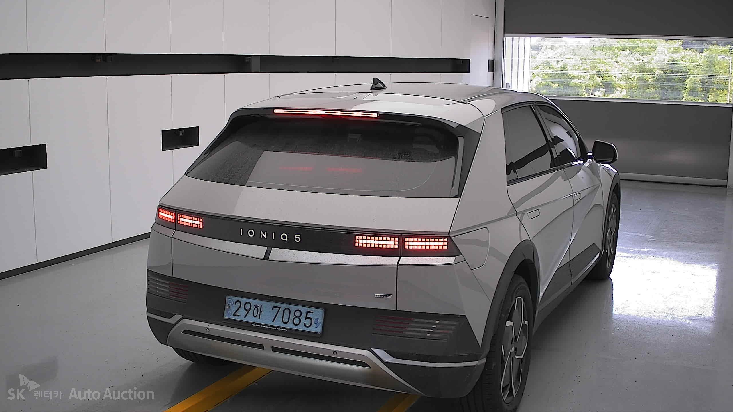 2022 - hyundai ioniq