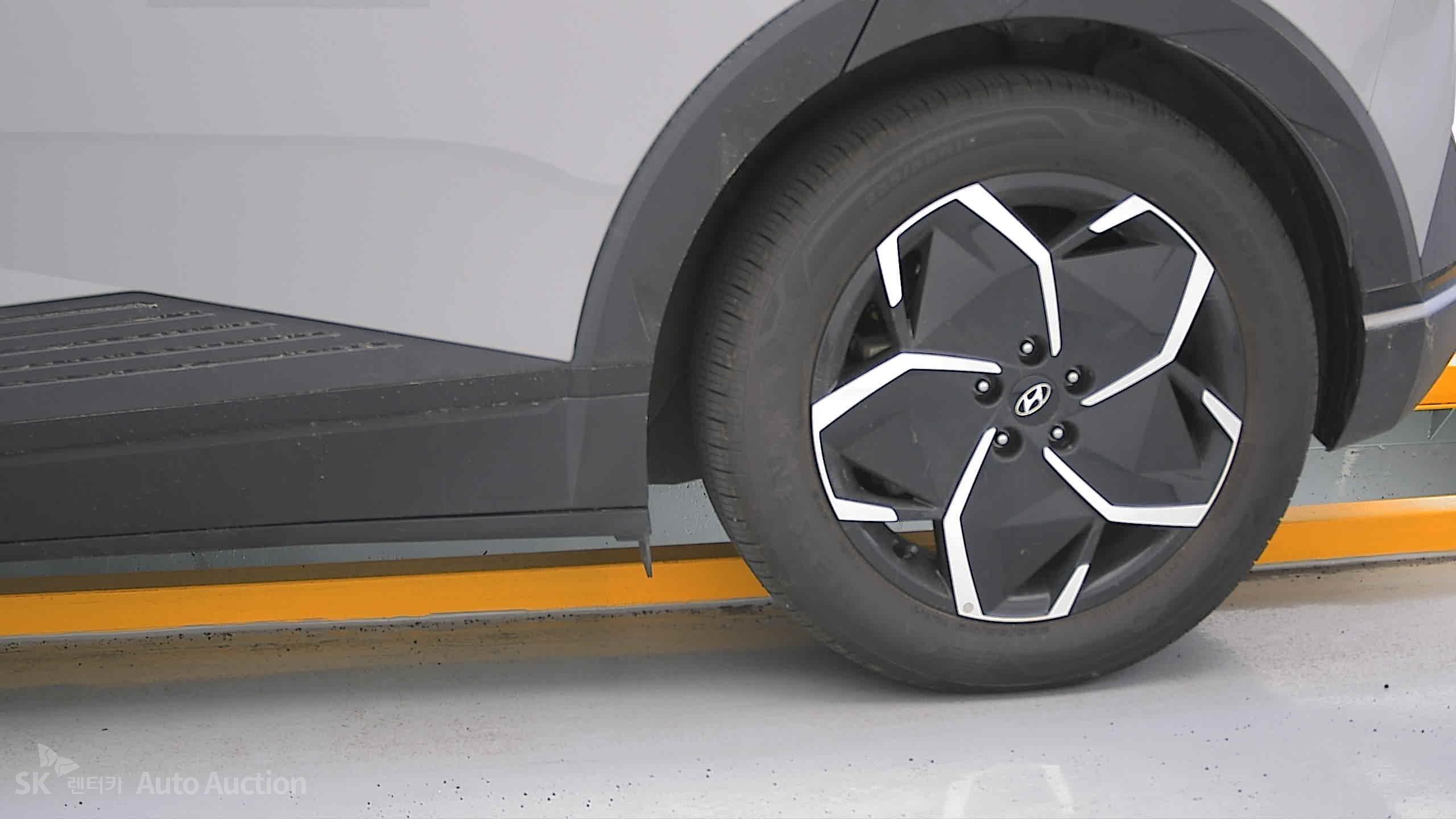 2022 - hyundai ioniq