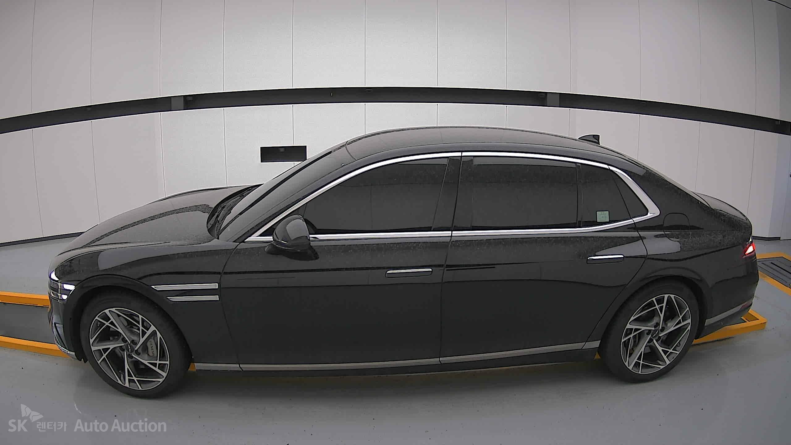 2022 - genesis g90