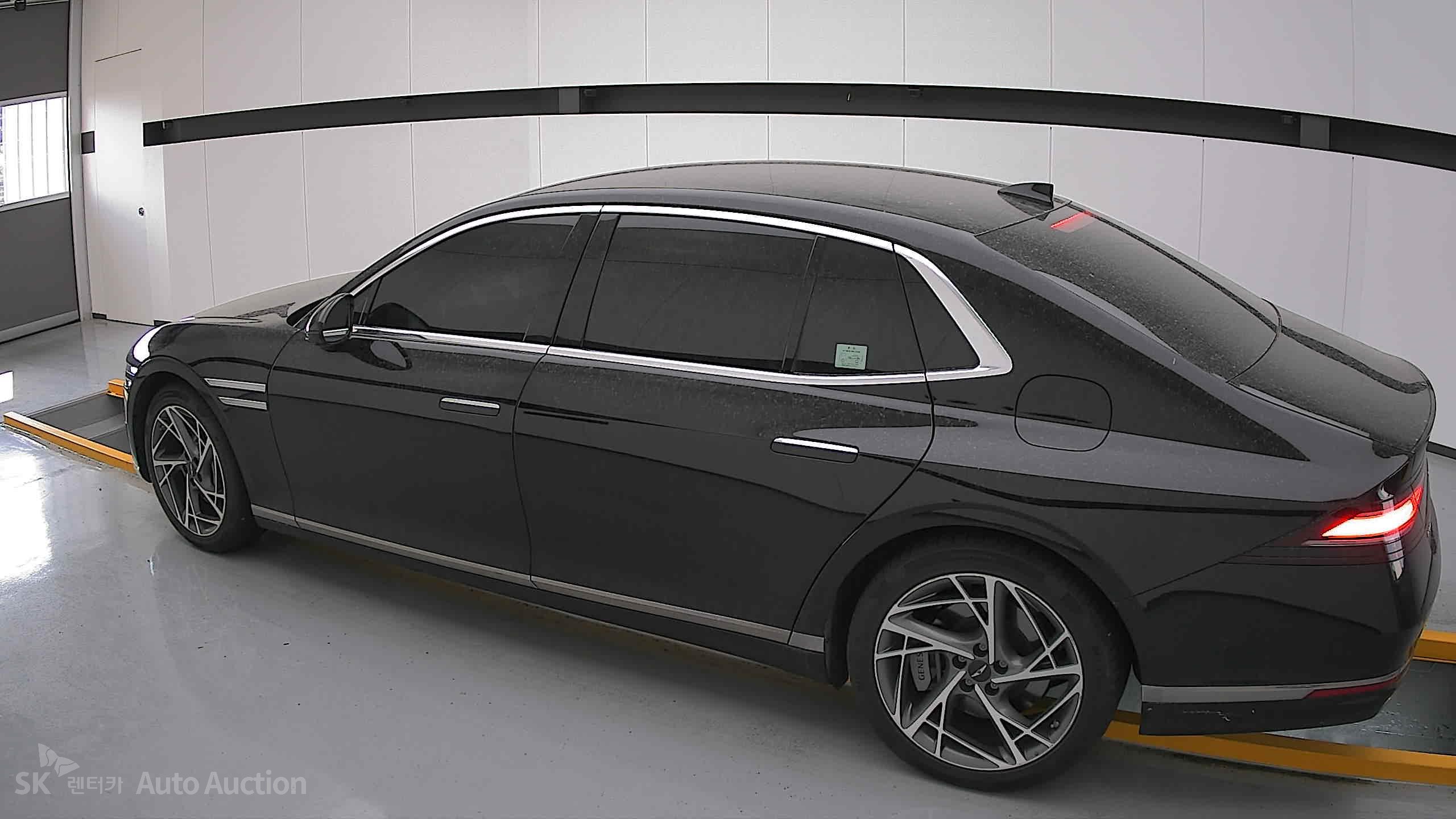 2022 - genesis g90
