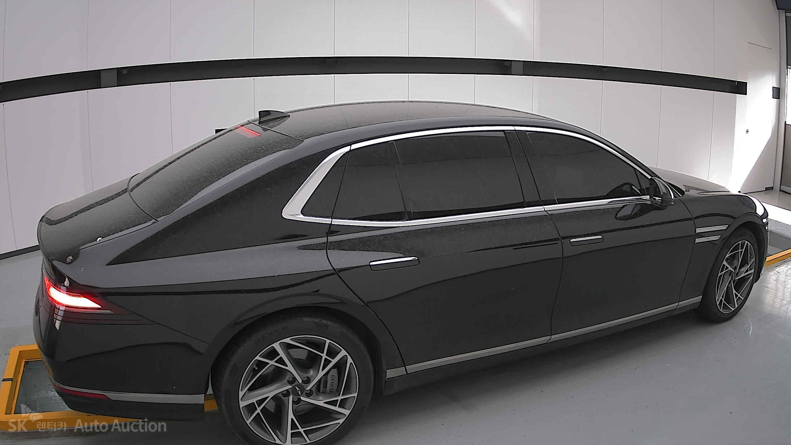 2022 - genesis g90