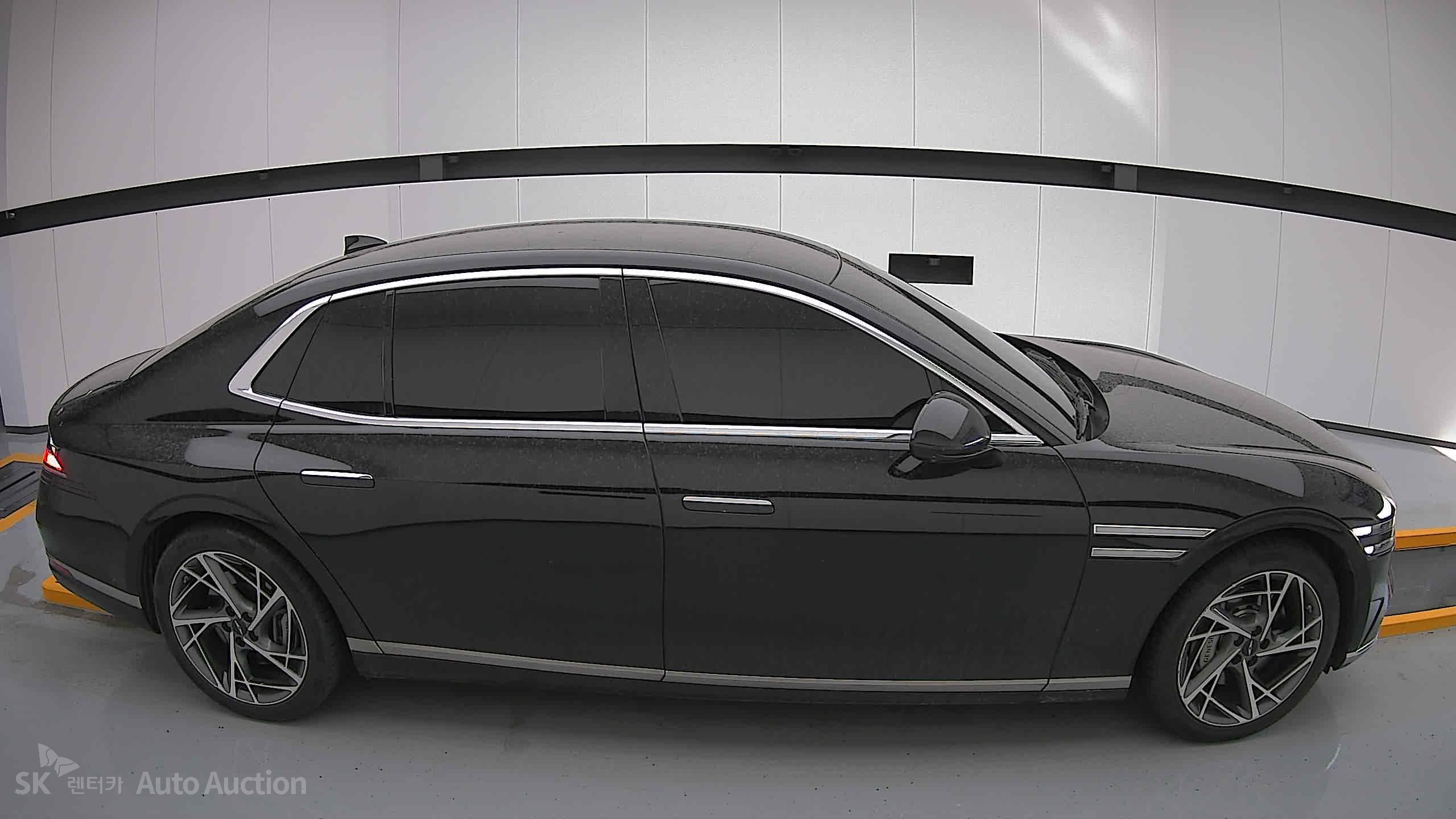 2022 - genesis g90