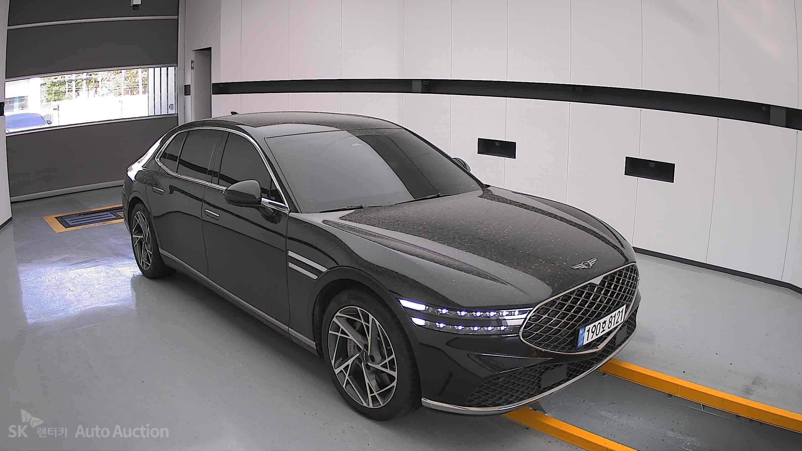 2022 - genesis g90