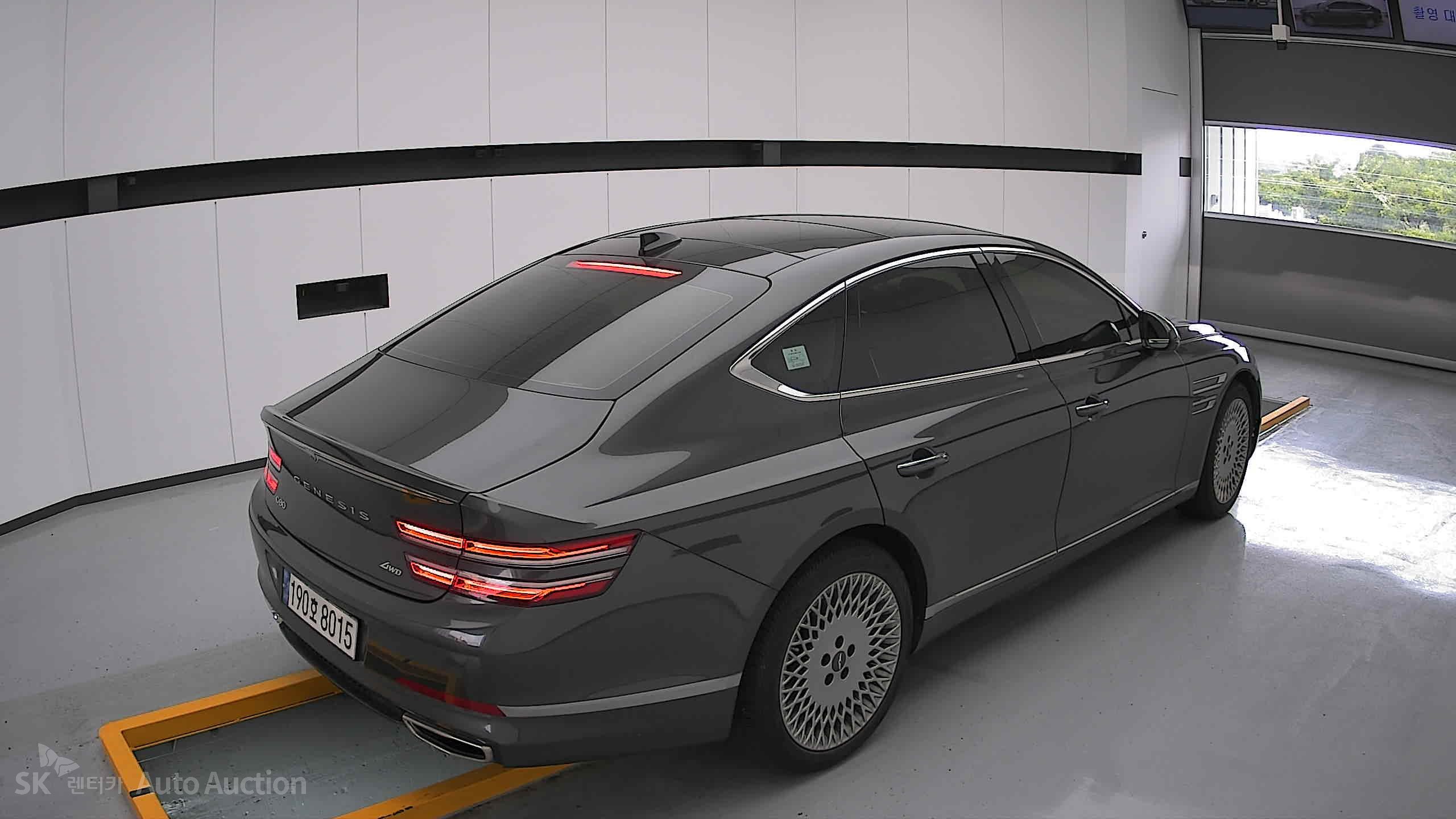 2022 - genesis g80