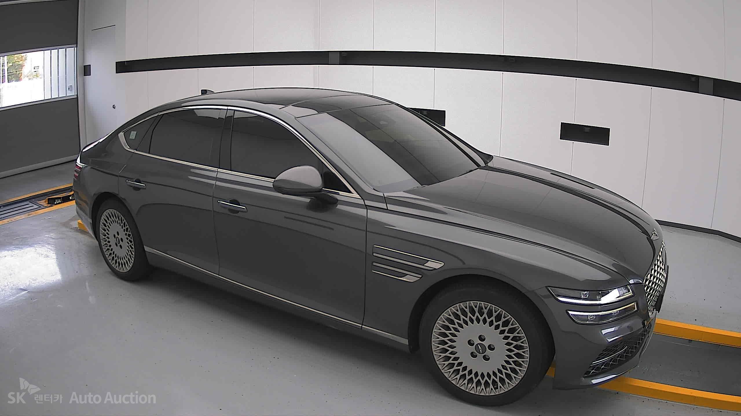 2022 - genesis g80