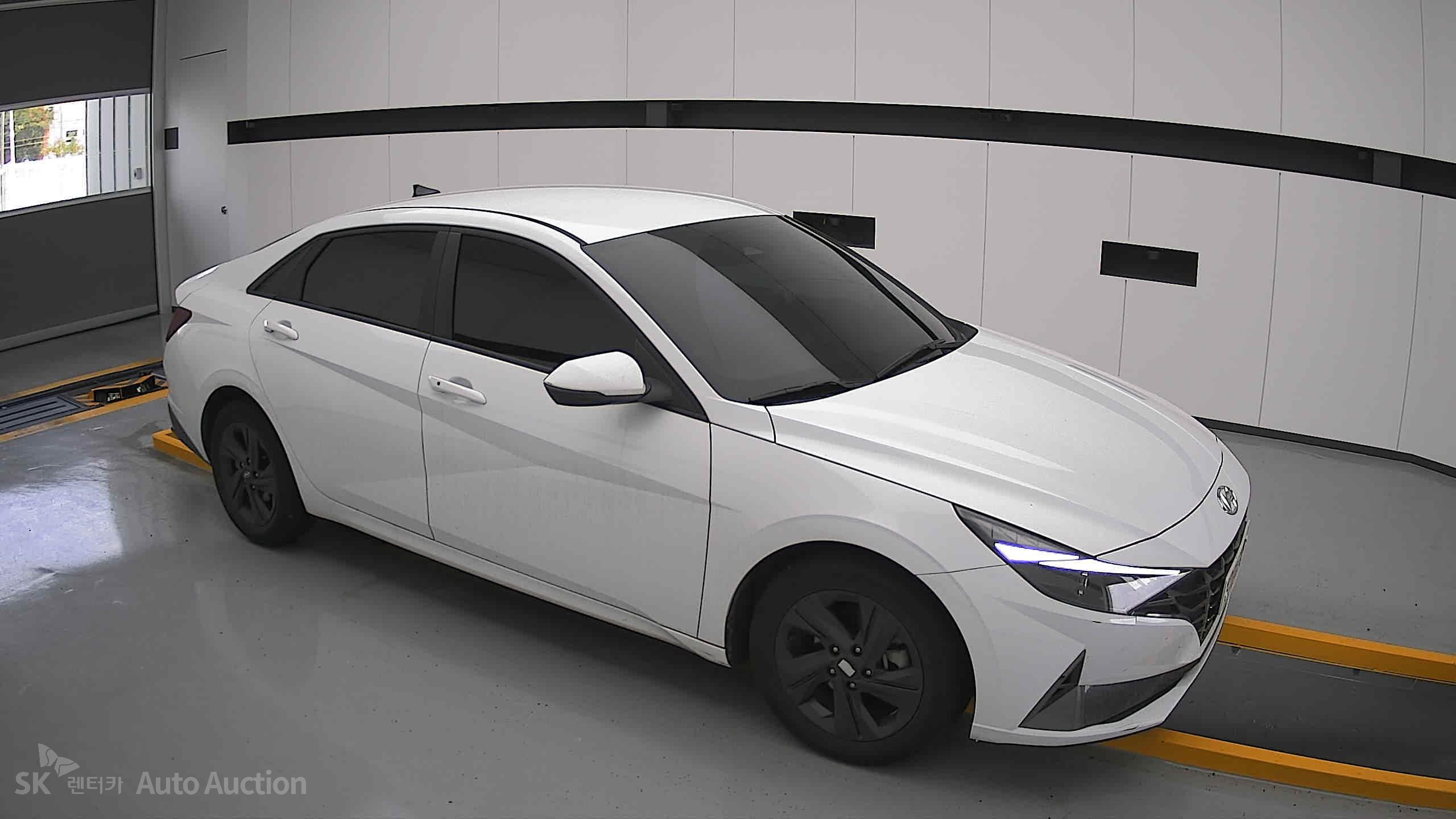 2022 - hyundai avante