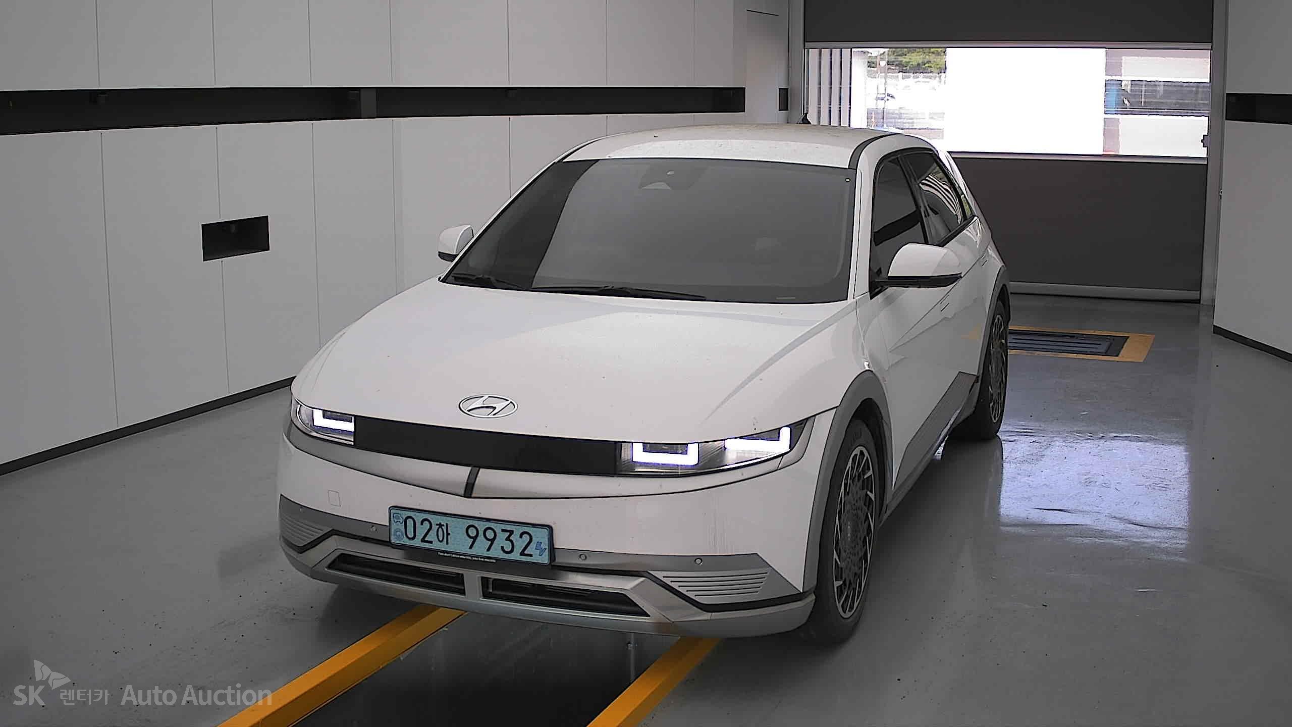 2022 - hyundai ioniq