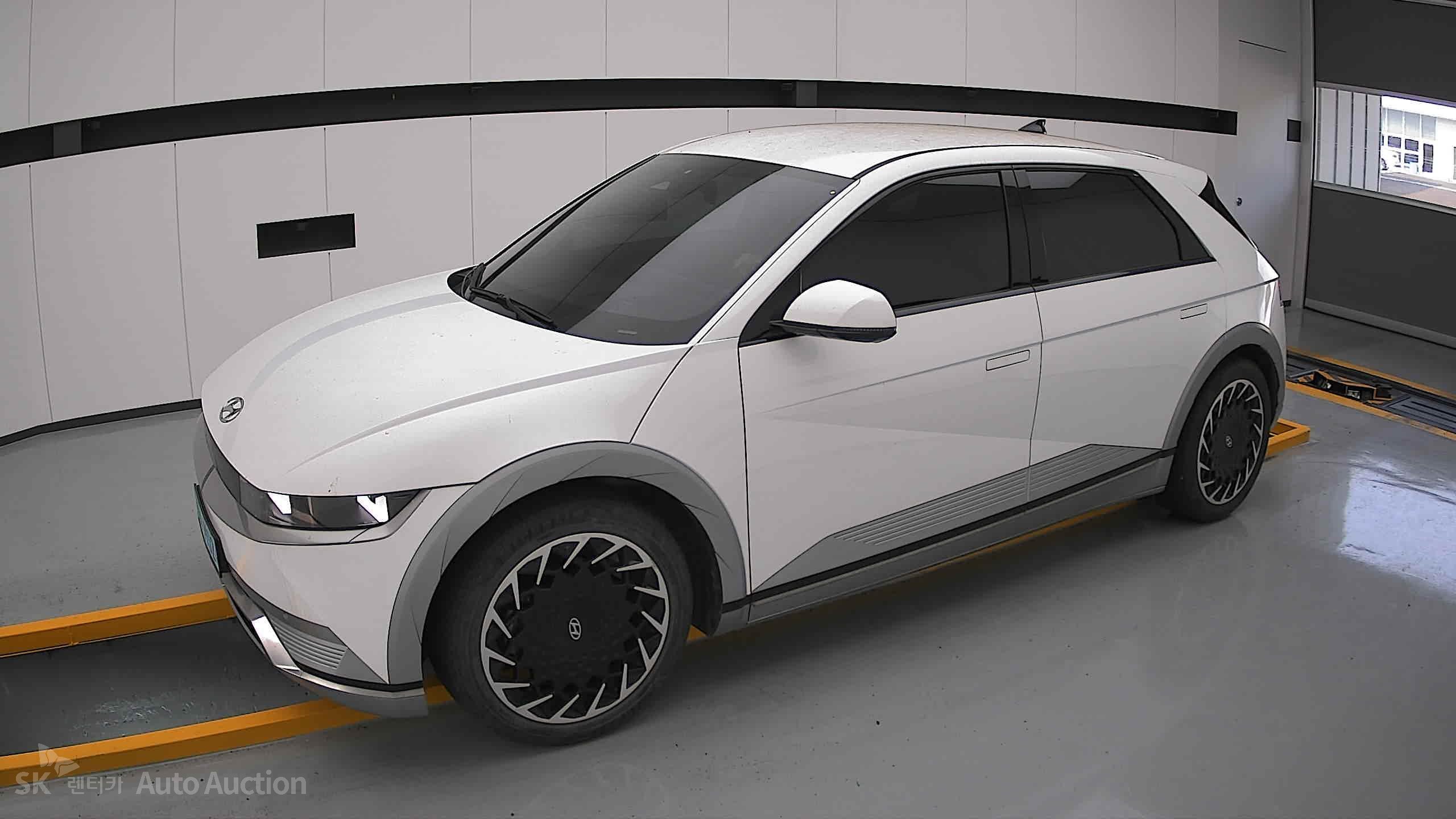 2022 - hyundai ioniq