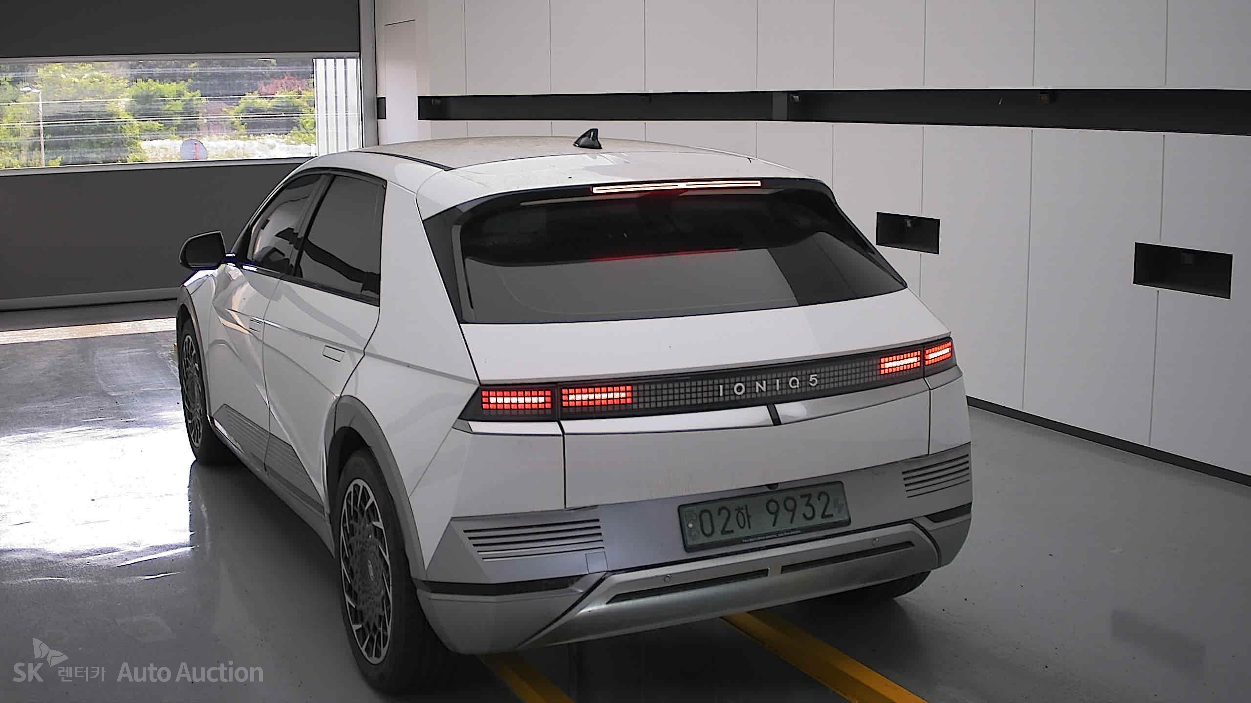 2022 - hyundai ioniq