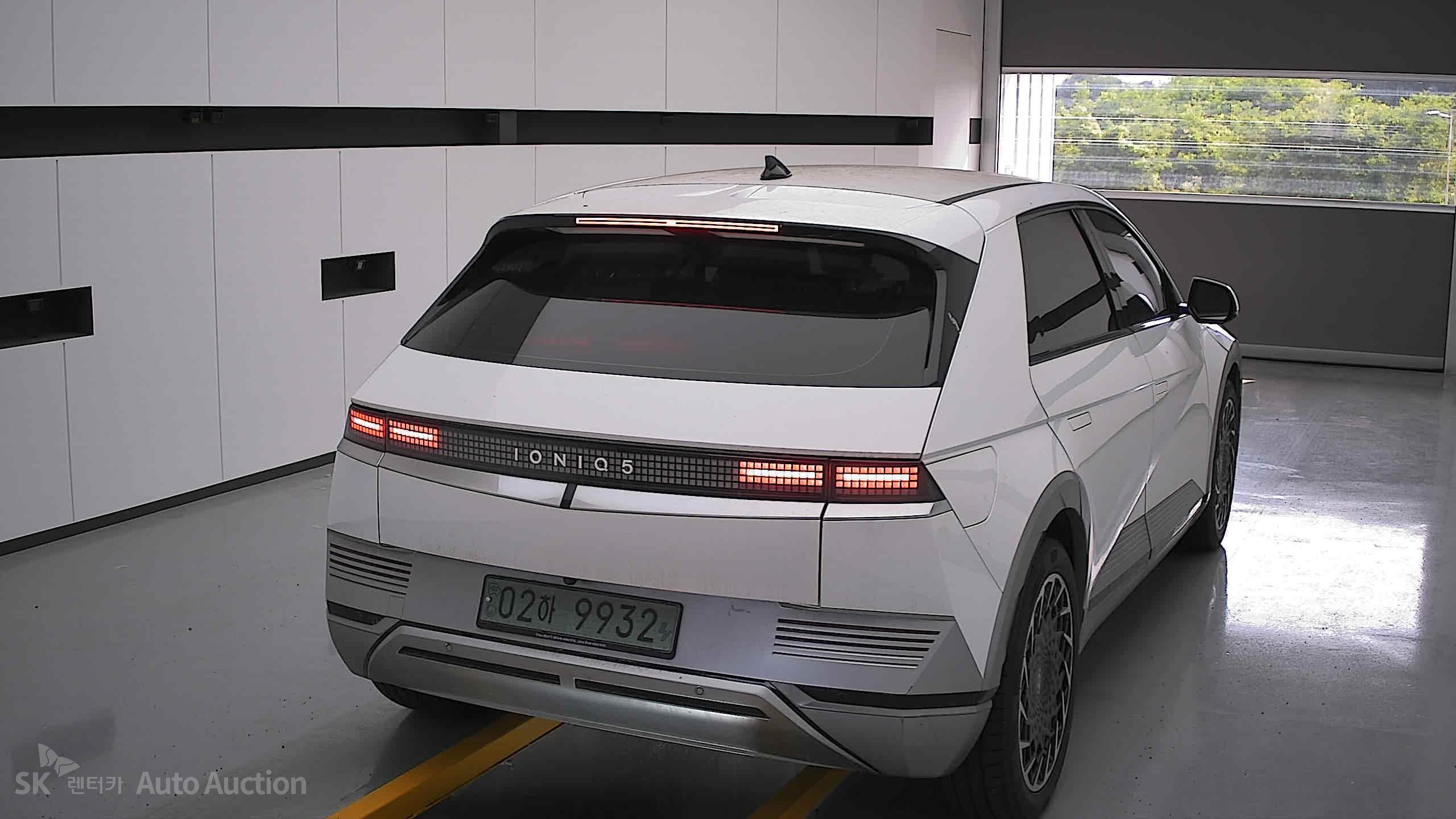 2022 - hyundai ioniq
