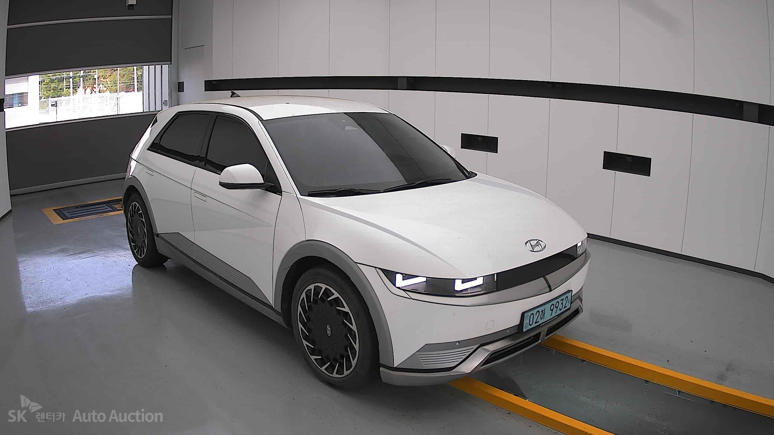 2022 - hyundai ioniq