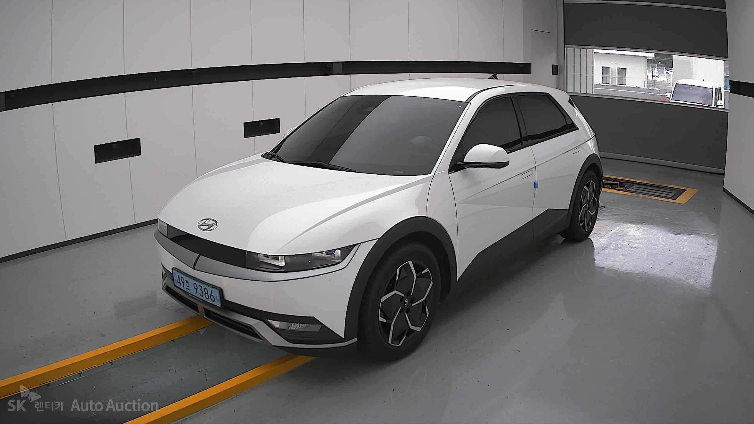 2022 - hyundai ioniq