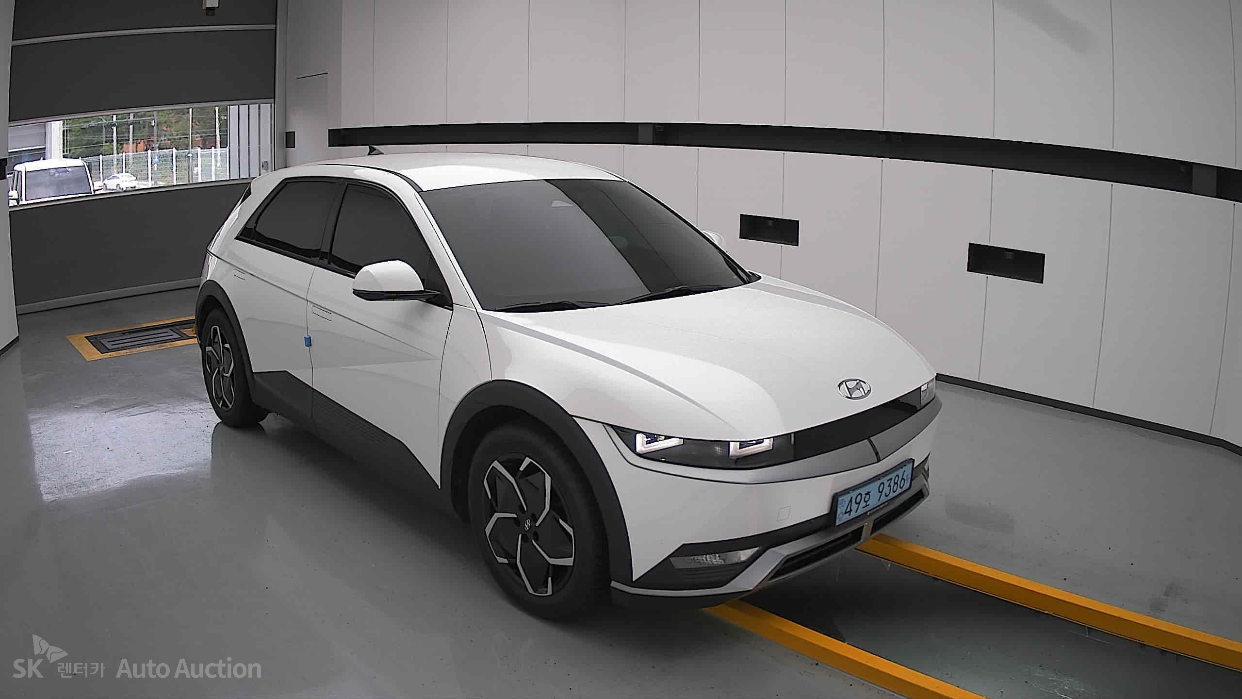 2022 - hyundai ioniq