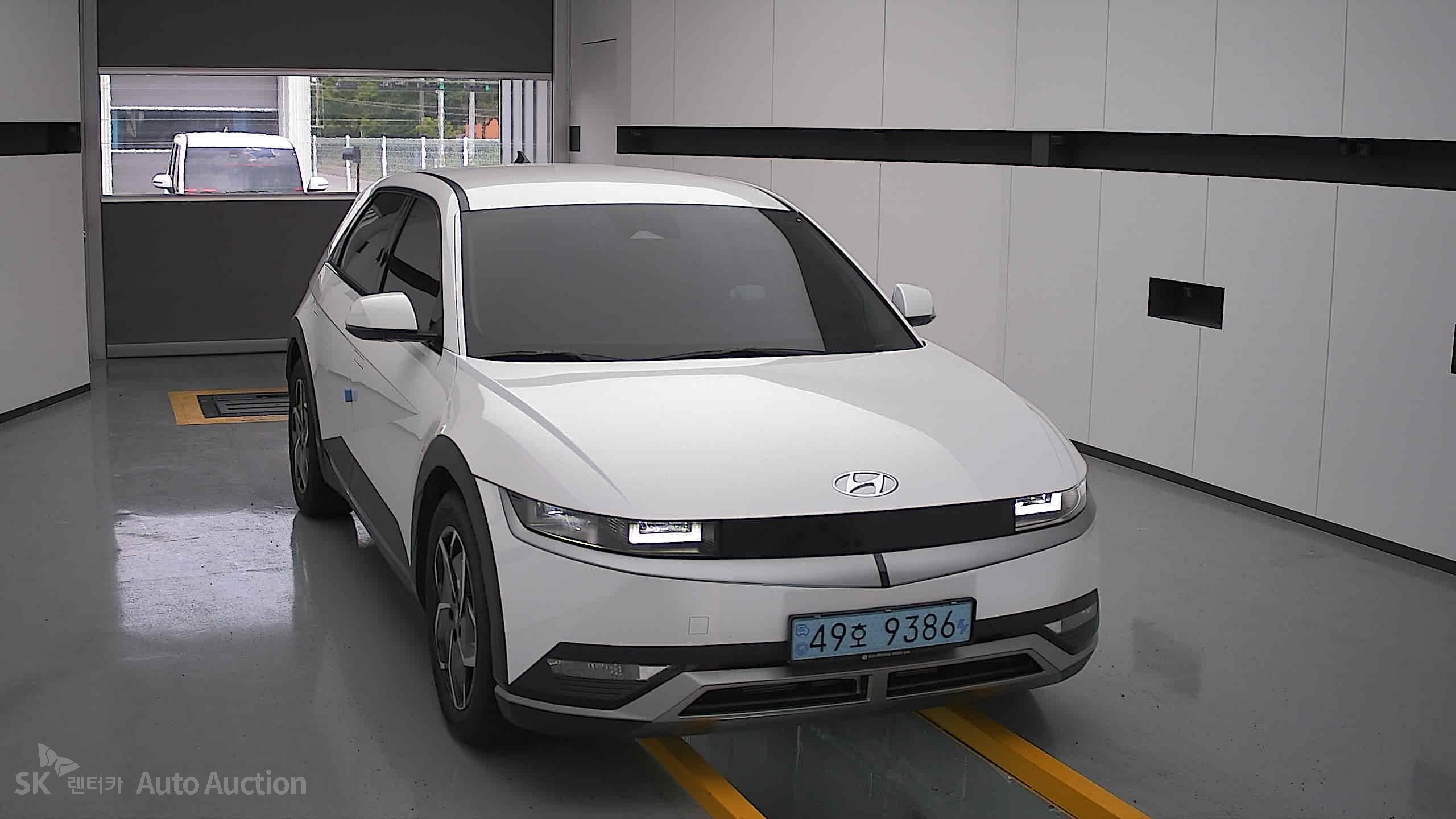 2022 - hyundai ioniq