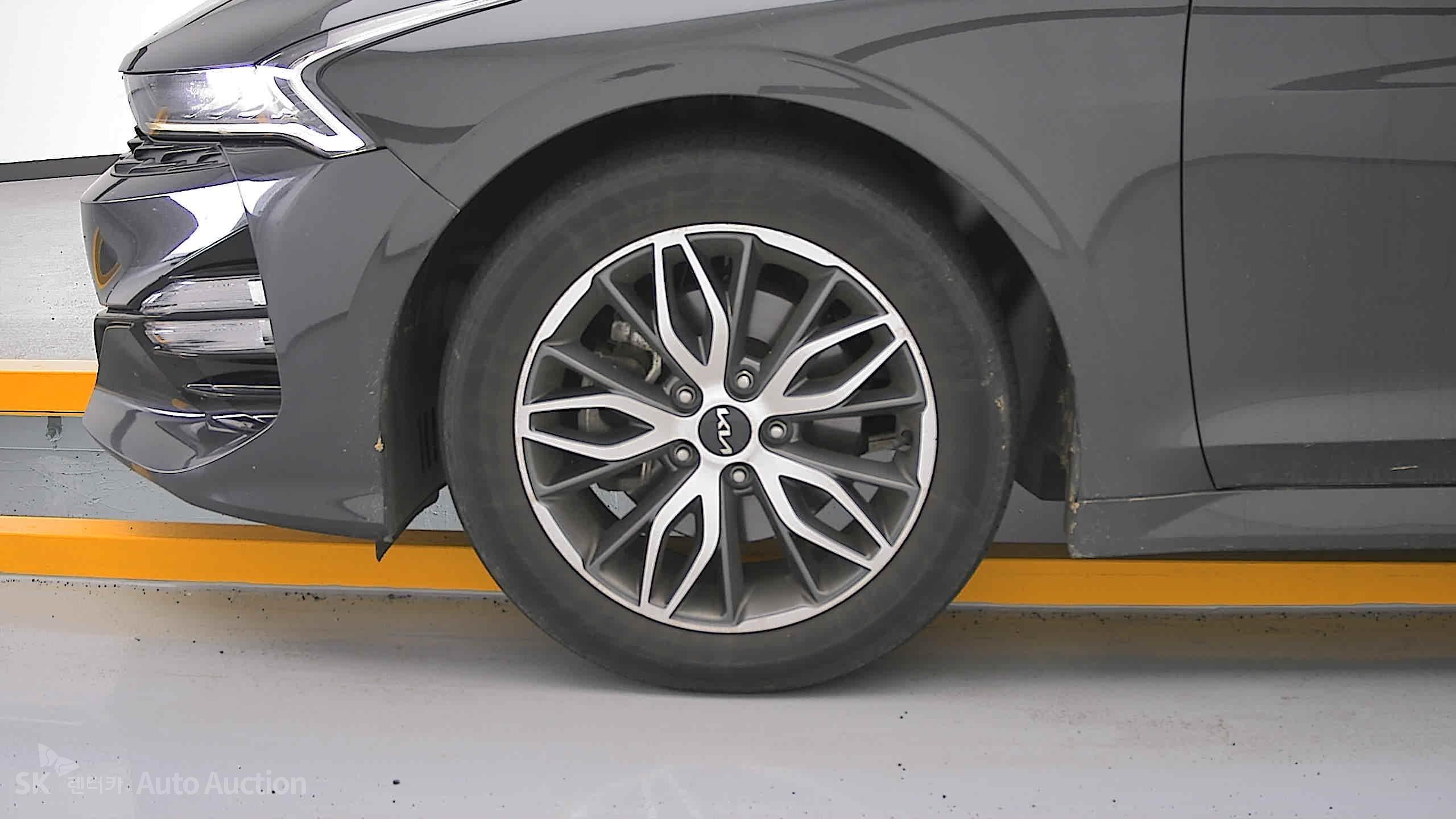 2022 - kia k5