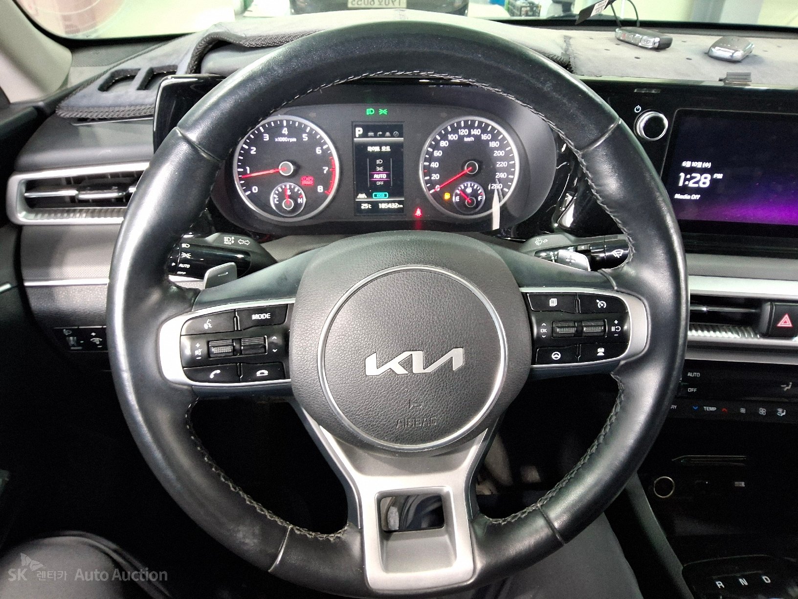 2022 - kia k5