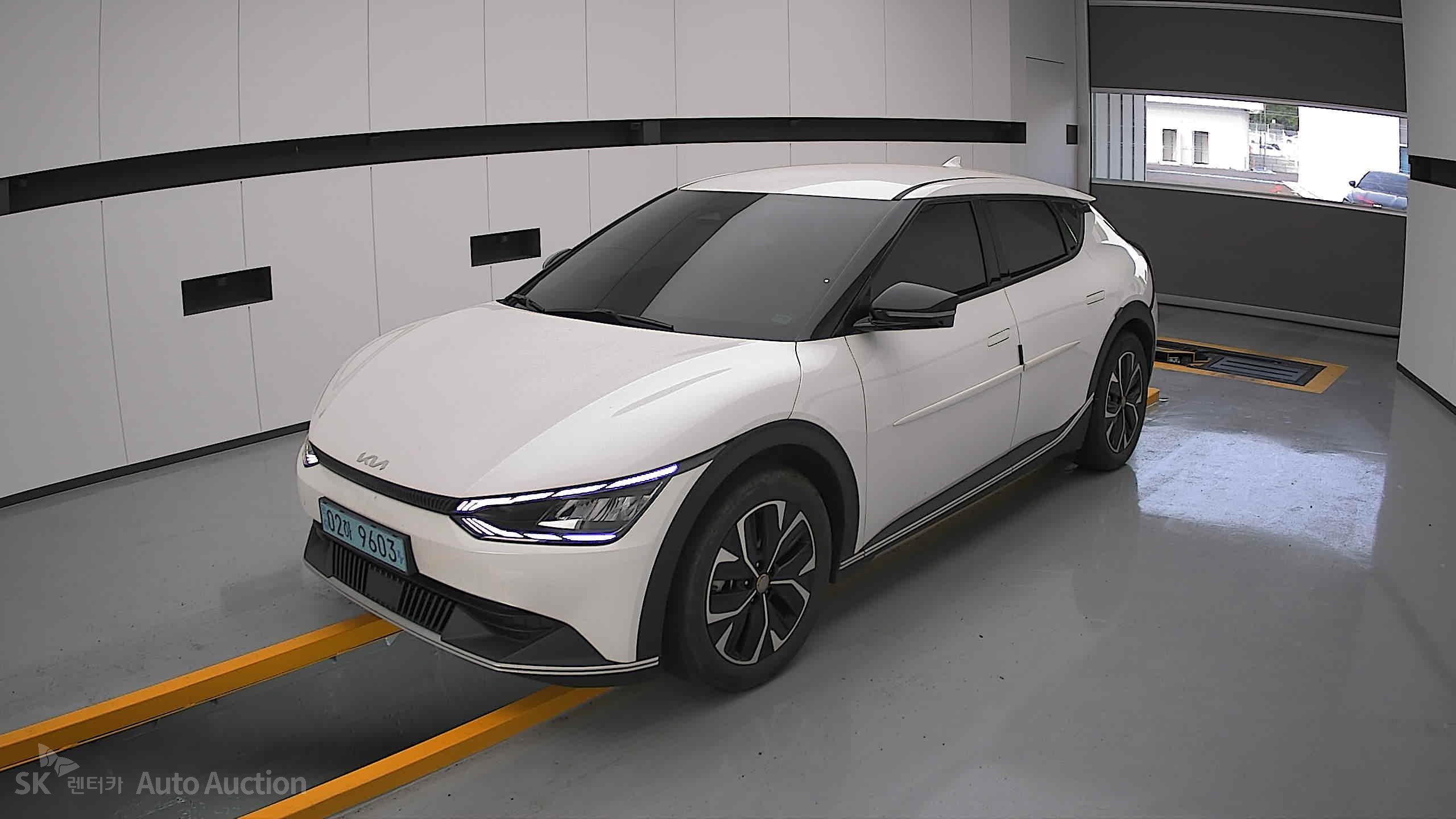 2022 - kia ev6